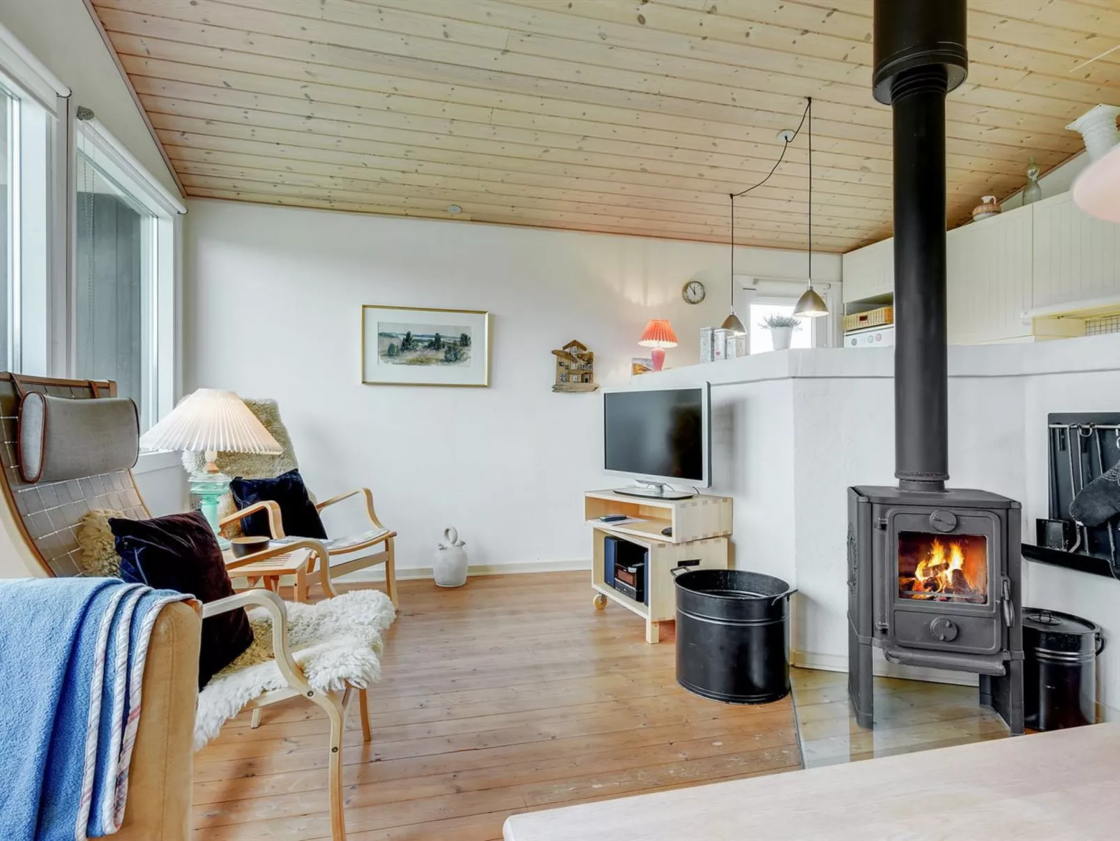 "Galena" - 100m from the sea-Binnen