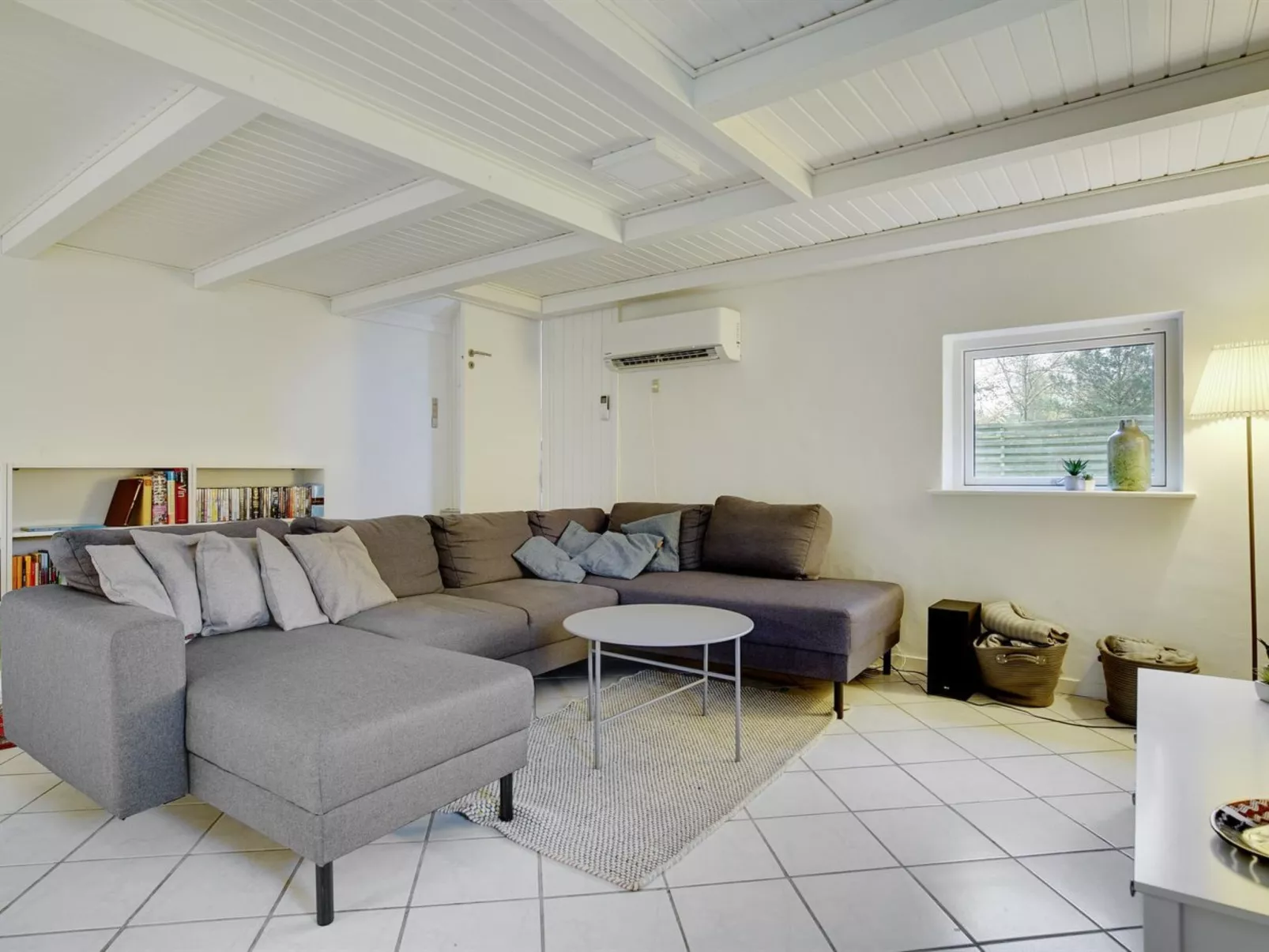 "Ingalil" - 650m from the sea-Binnen