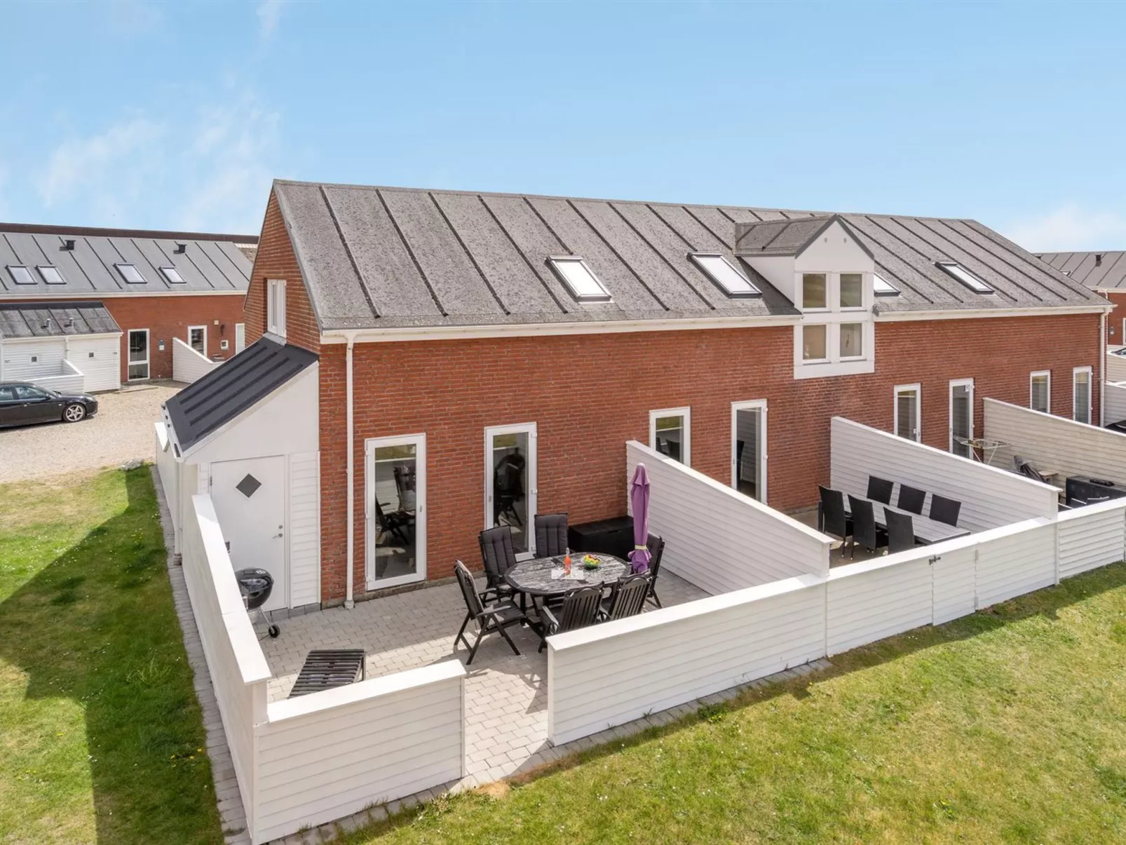 "Mariam" - 2.3km from the sea-Buiten