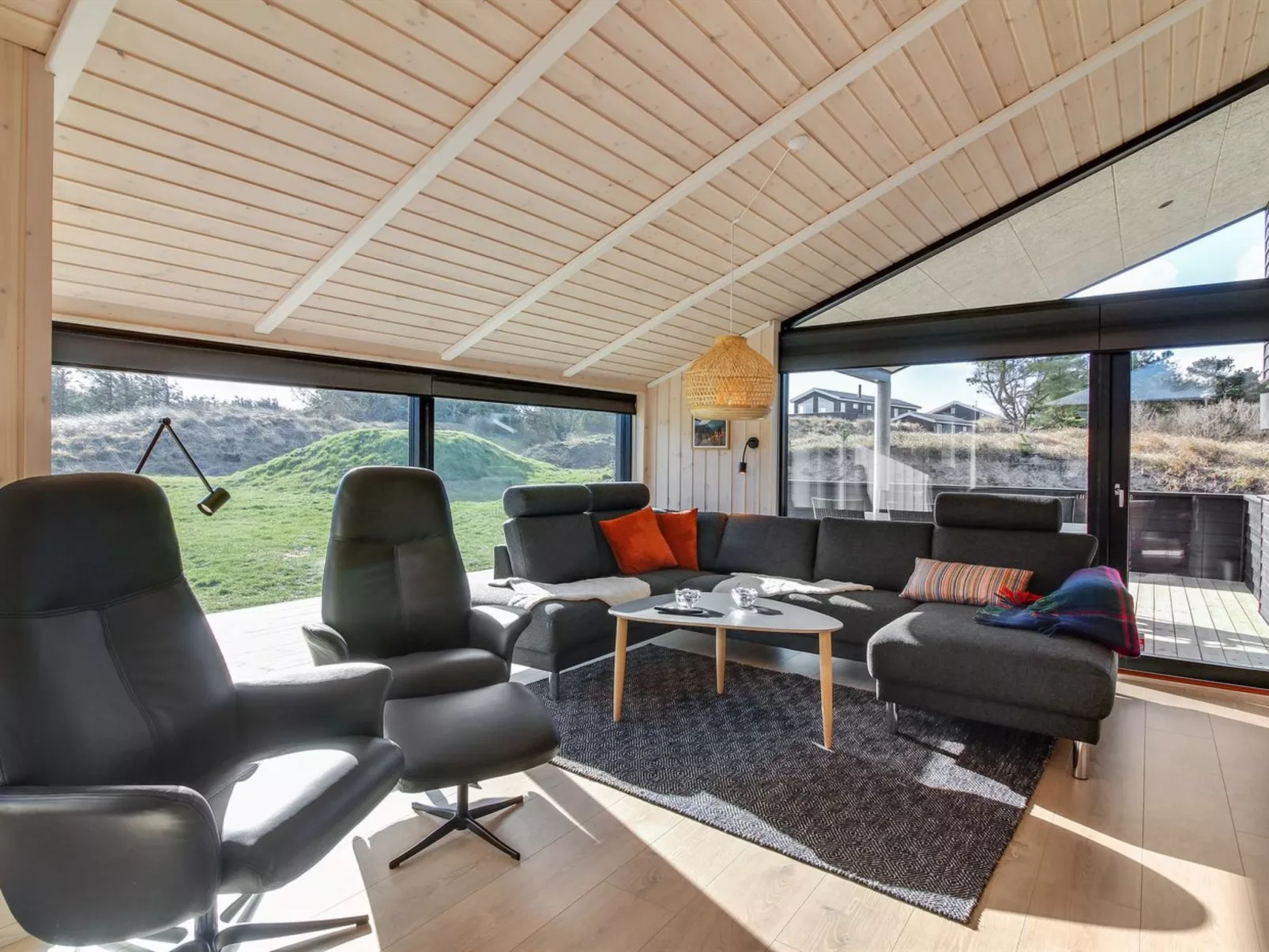 "Vanamo" - 300m from the sea-Binnen