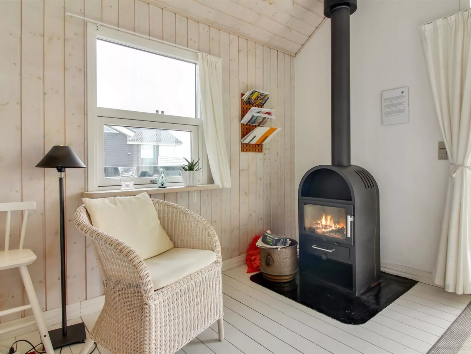 "Wifred" - 250m from the sea-Binnen