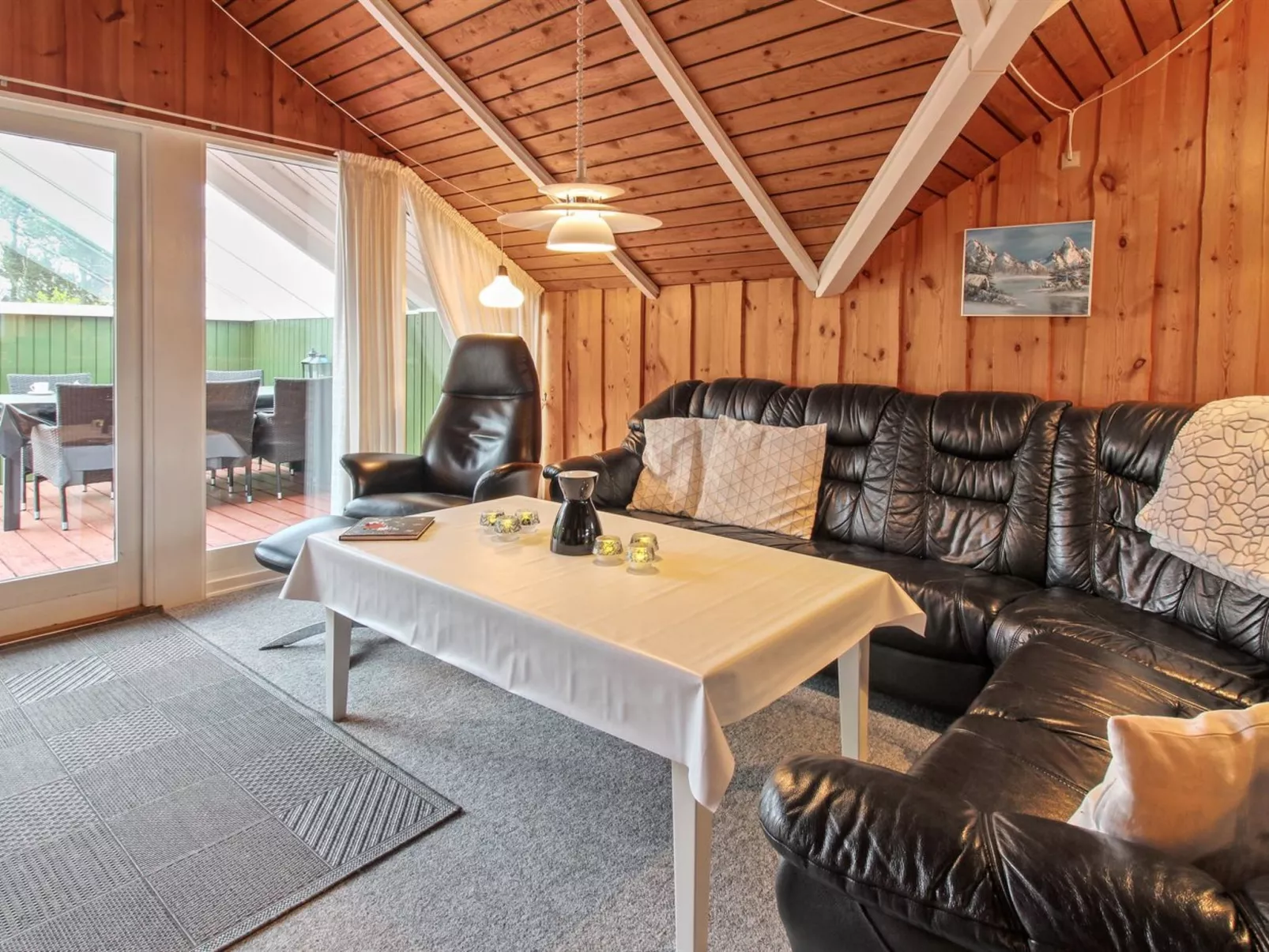 "Sebiorn" - 300m to the fjord-Binnen