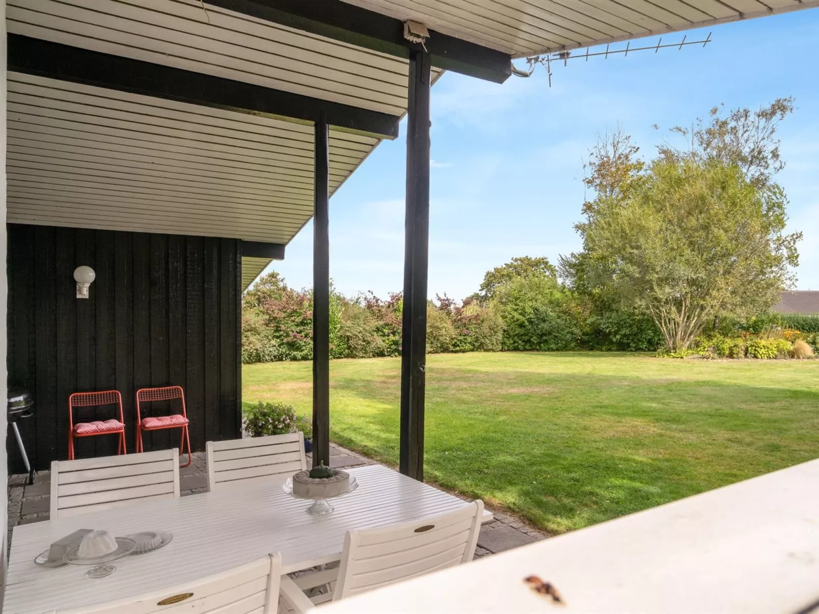 "Suoma" - 400m to the fjord-Buiten