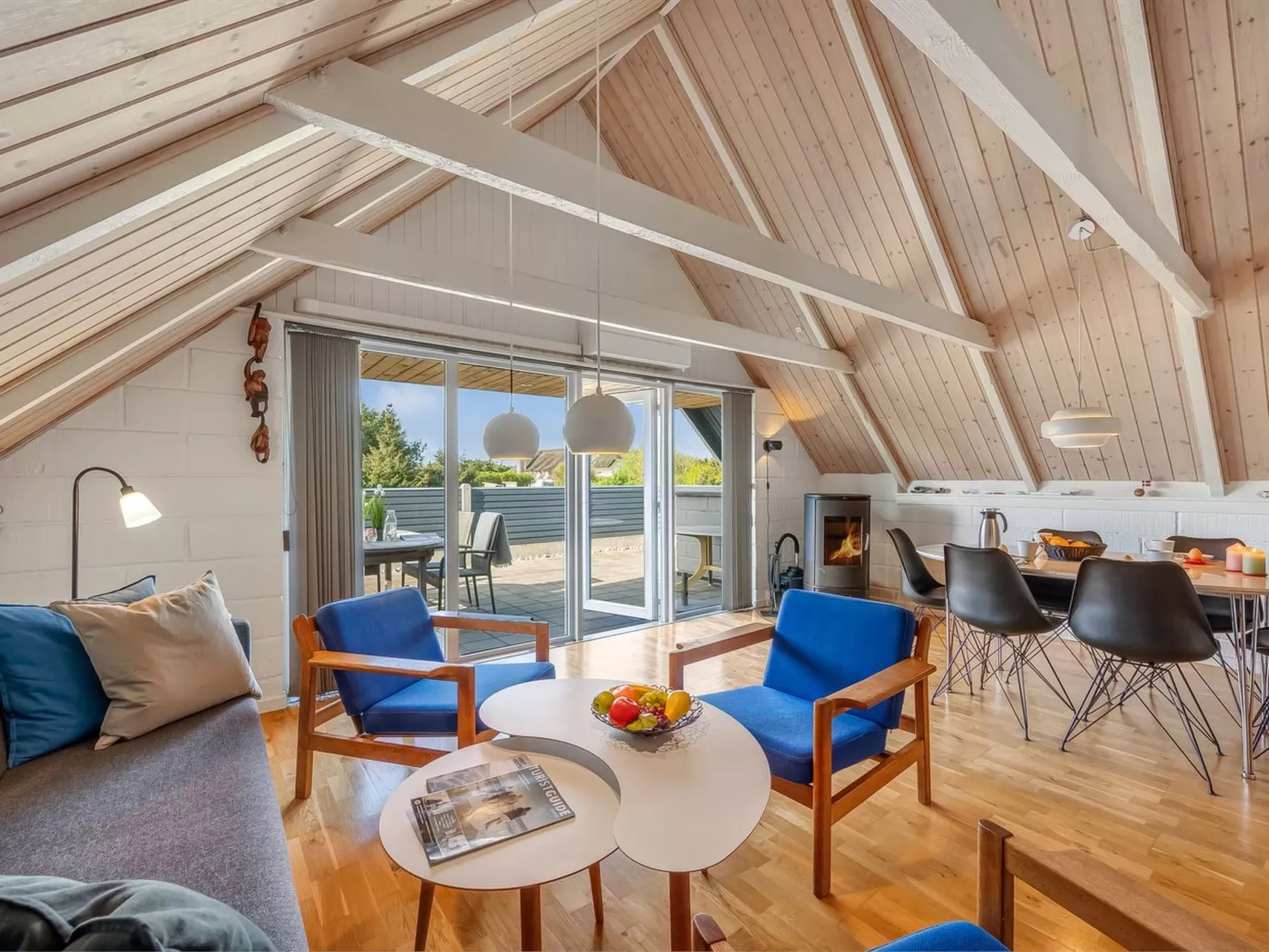 "Hemfrith" - 800m to the fjord-Binnen