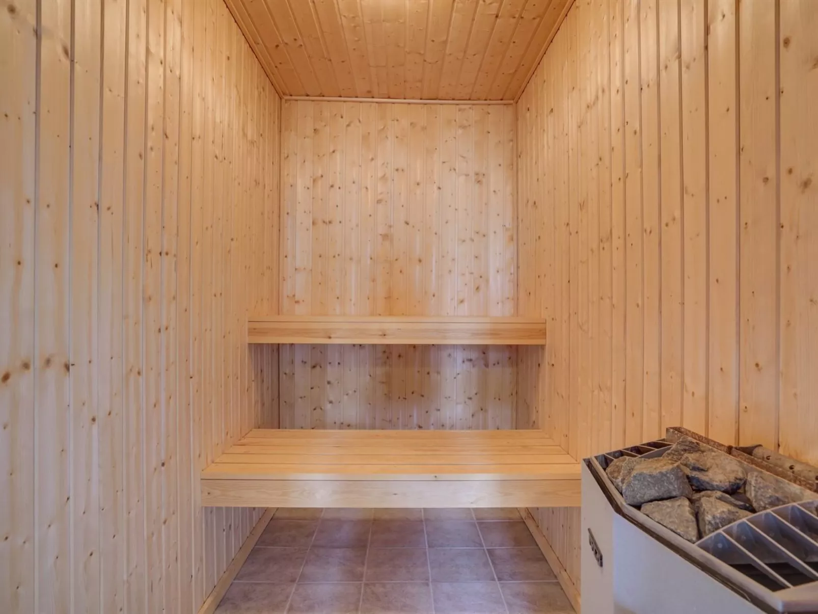 "Anetta" - 200m from the sea-Binnen