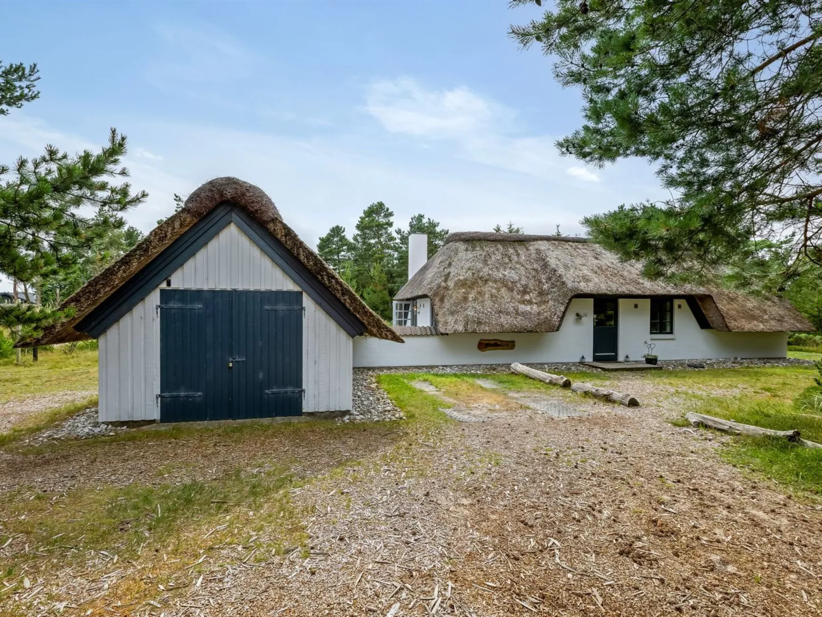 "Lilo" - 1km from the sea-Buiten