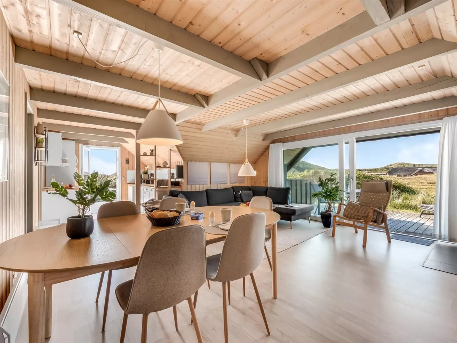 "Eggert" -  from the sea-Binnen