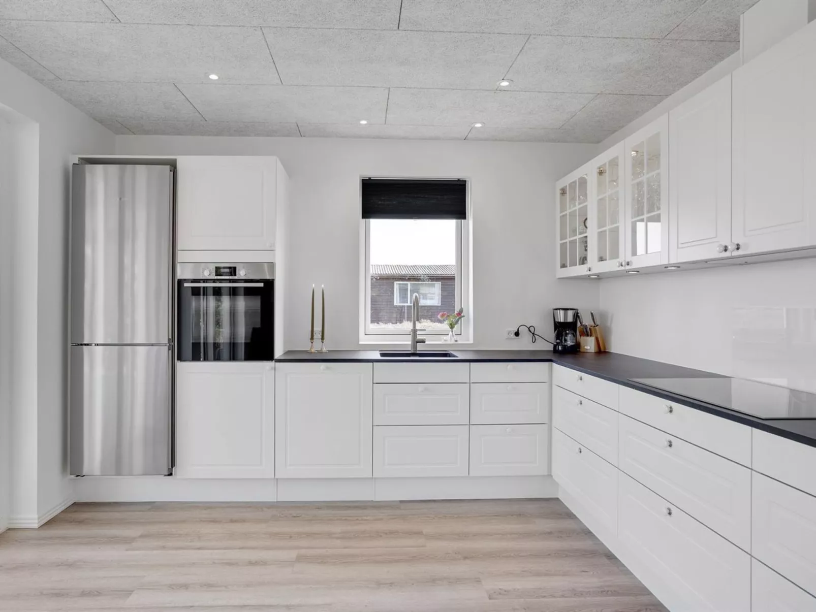 "Alf" - 200m from the sea-Binnen