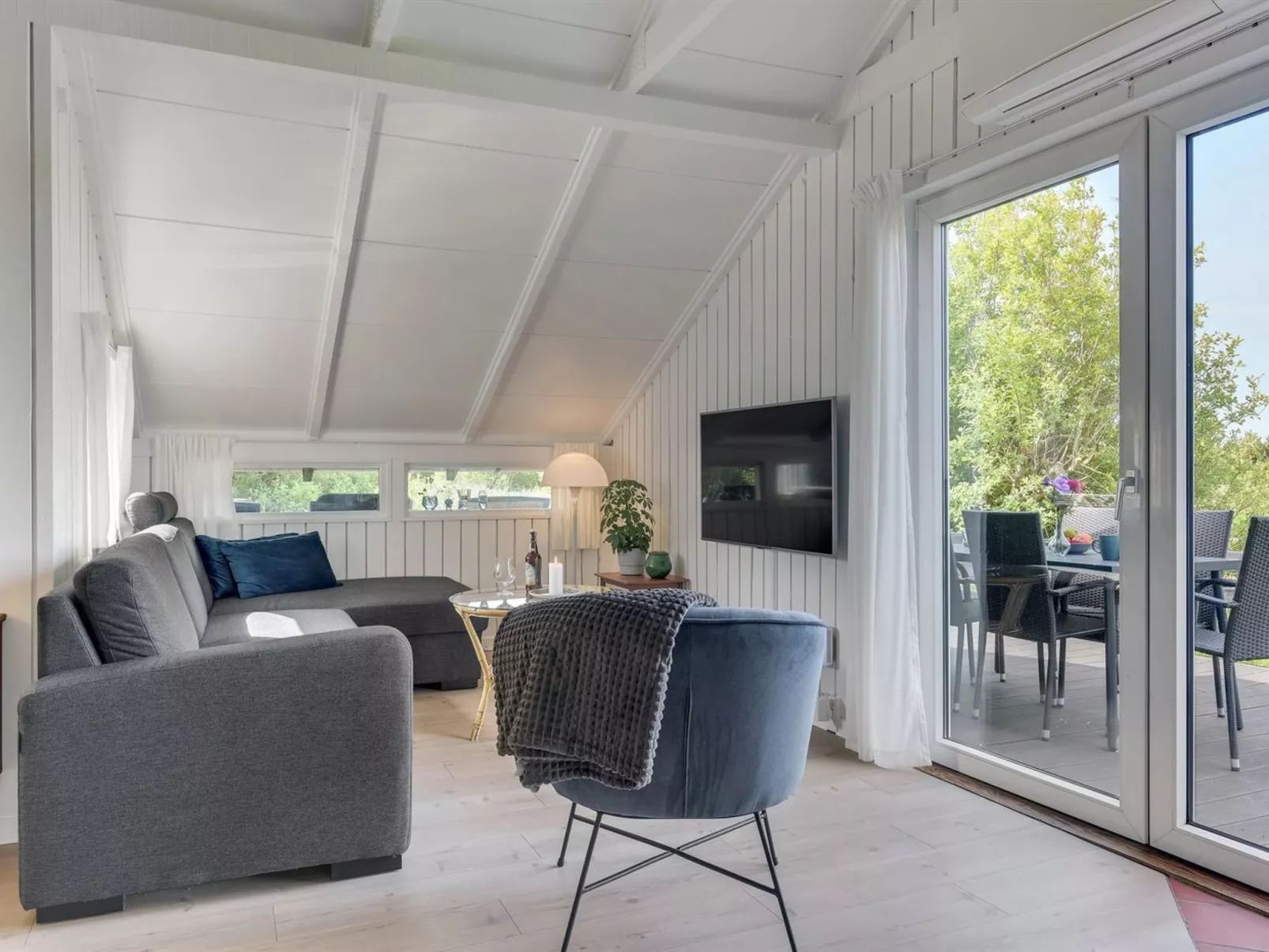 "Doria" - 2km from the sea-Binnen