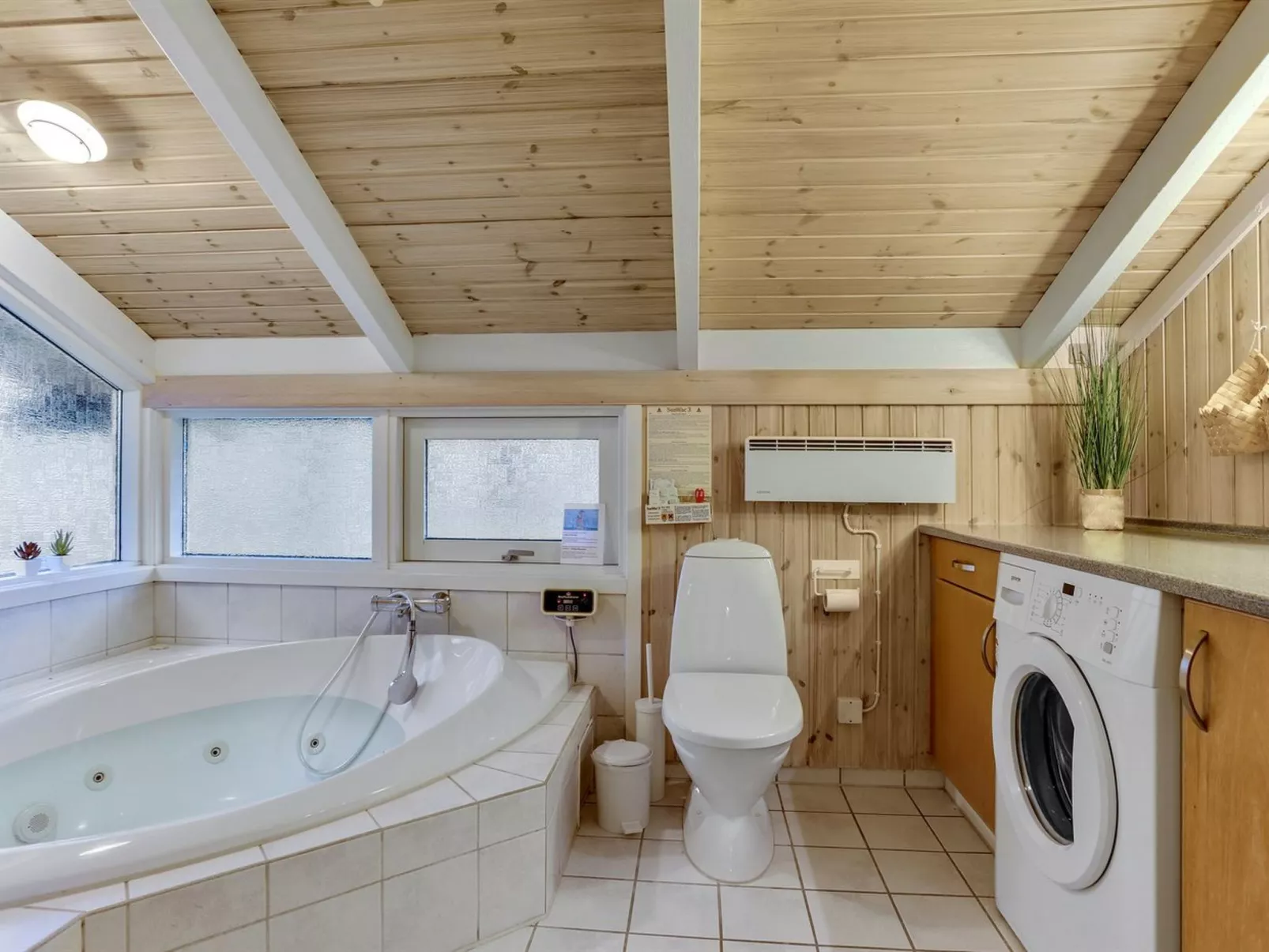 "Berenice" - 250m from the sea-Binnen