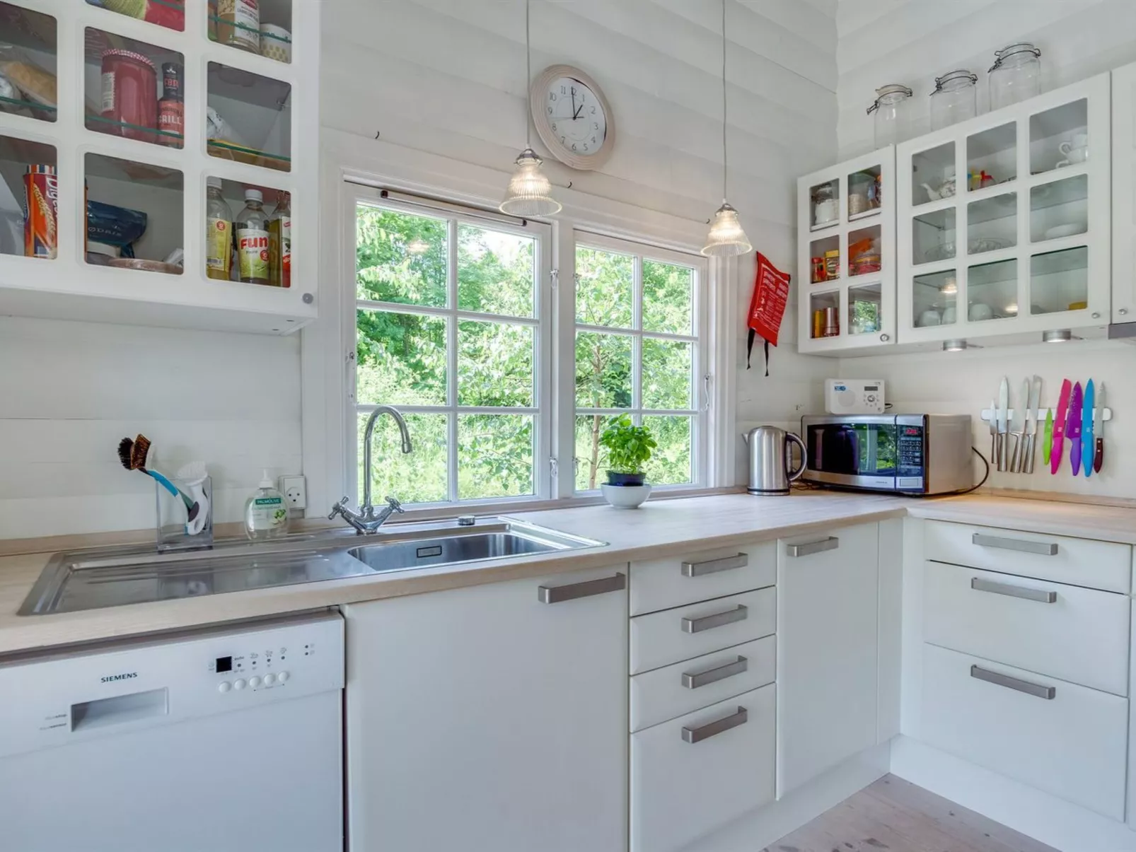 "Ottil" - 1km from the sea-Binnen