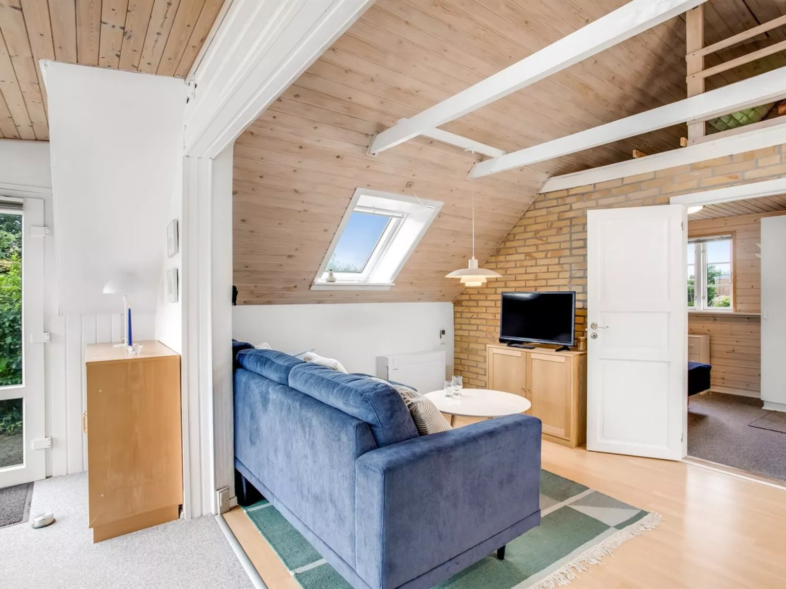 "Siouxsie" - 500m from the sea-Binnen