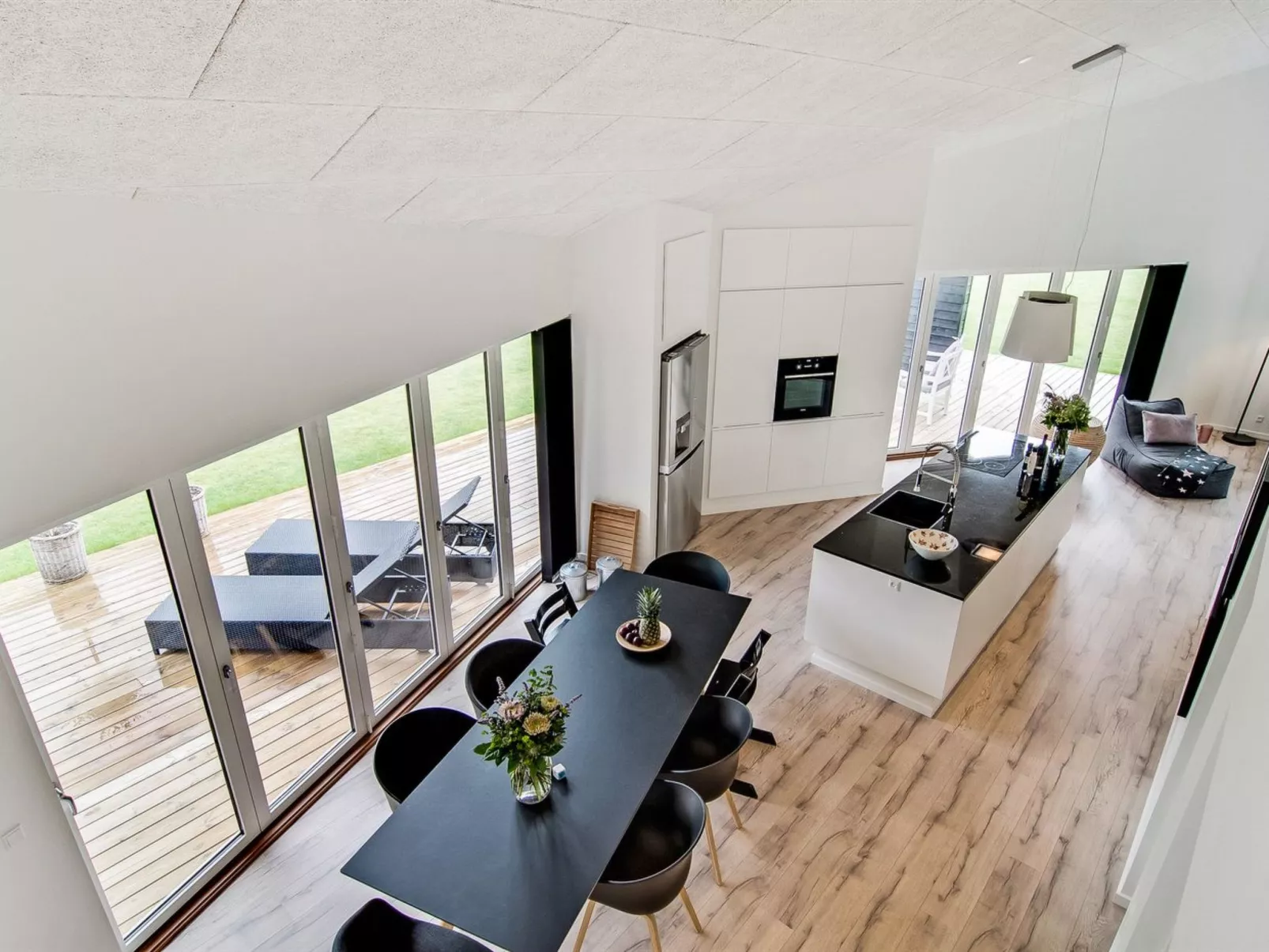 "Dorthie" - 800m from the sea-Binnen