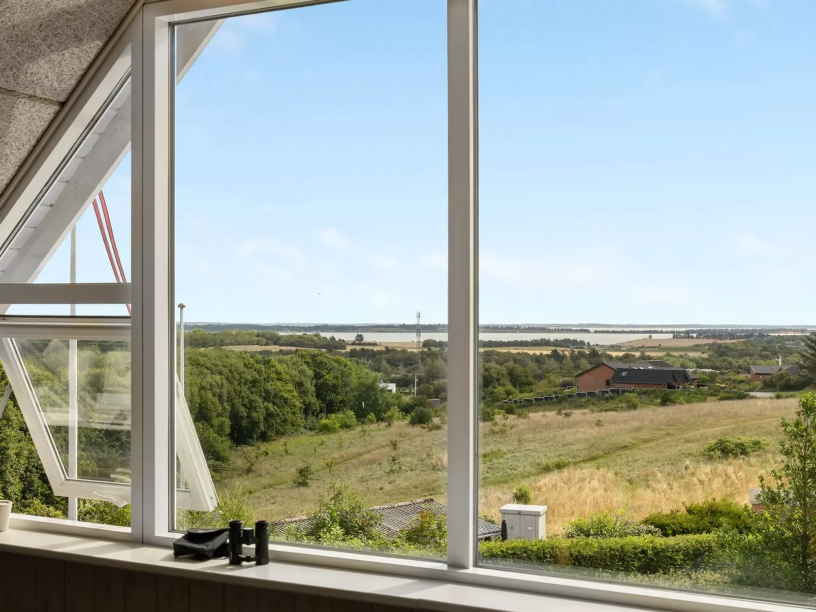 "Dagne" - 400m to the fjord-Buiten