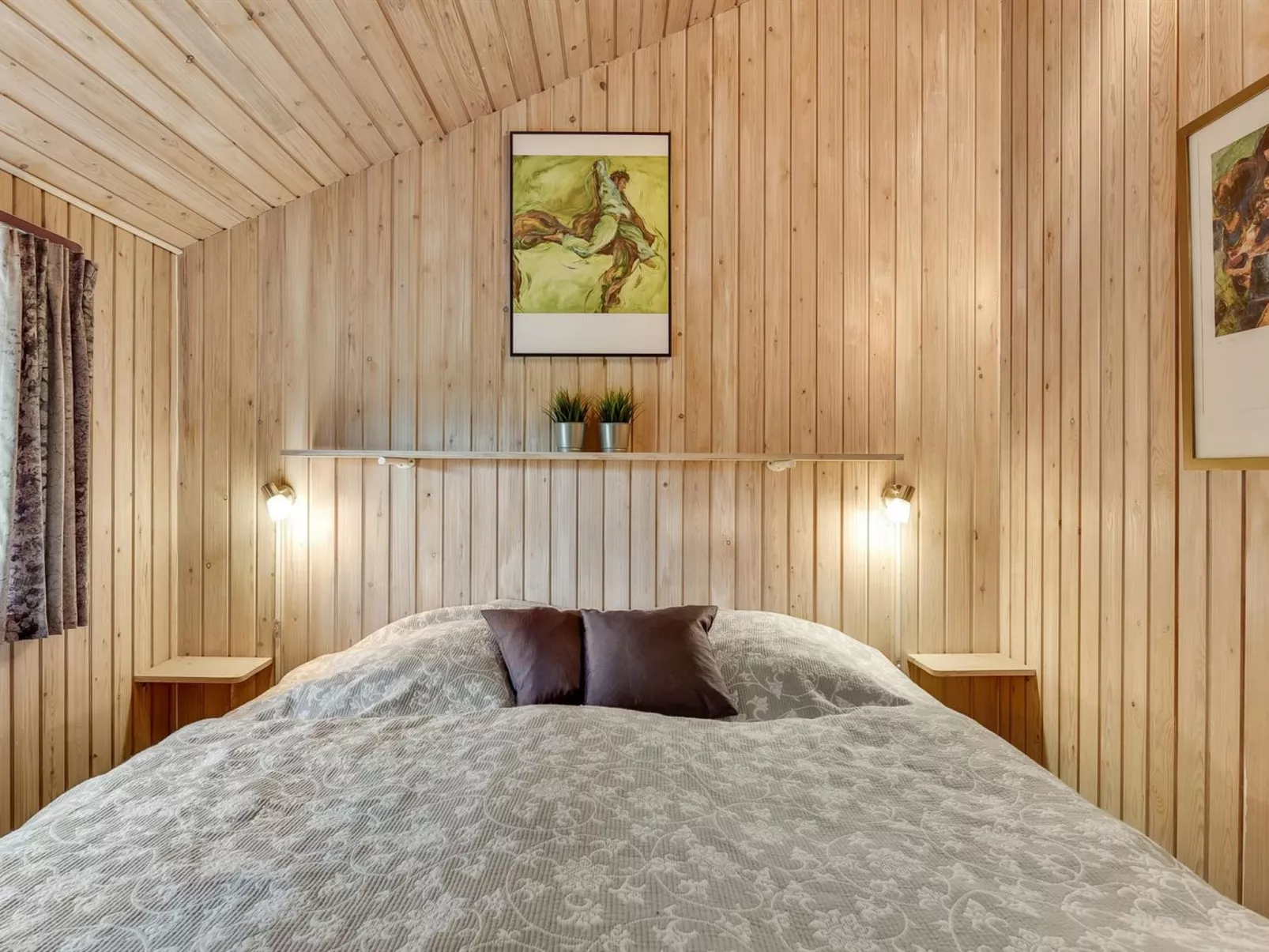 "Hjalmar" - 400m from the sea-Binnen