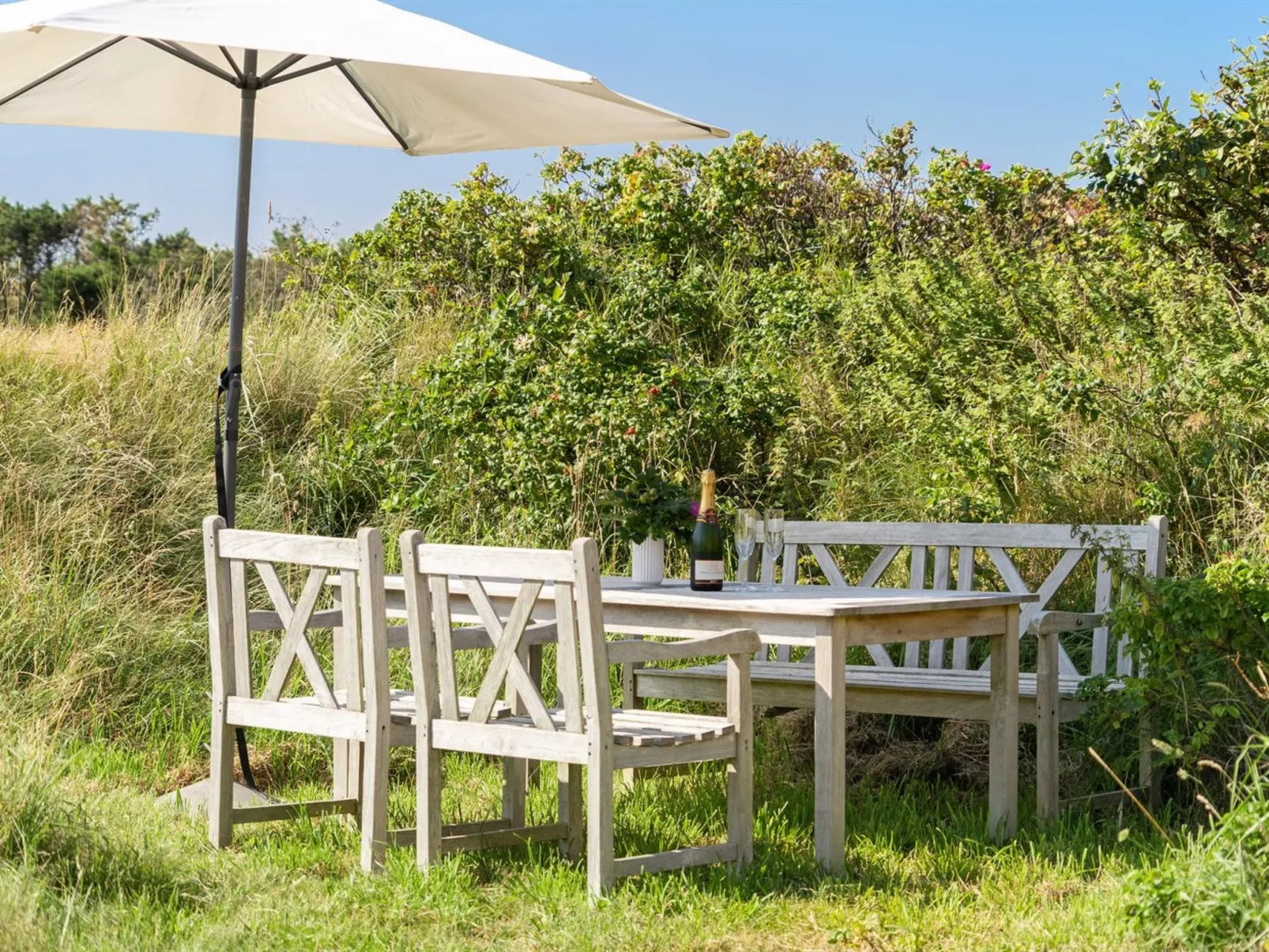 "Jantje" - 500m from the sea-Buiten