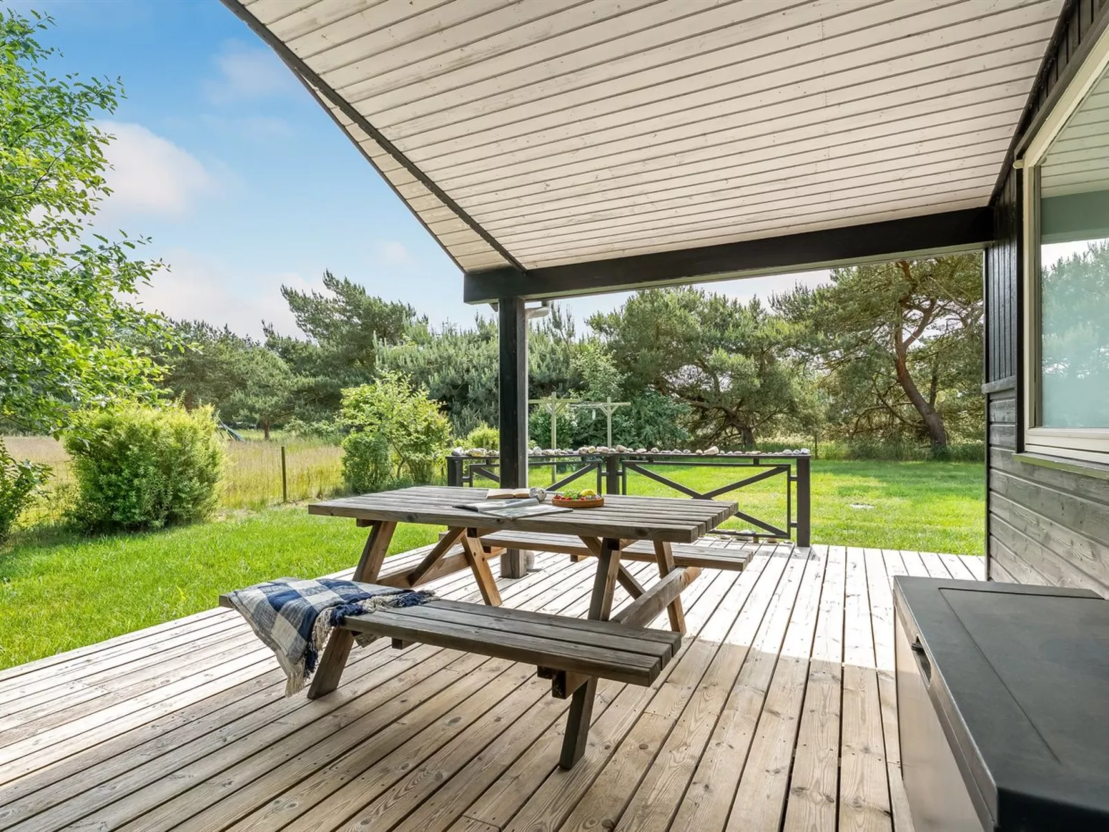 "Allie" - 150m from the sea-Buiten