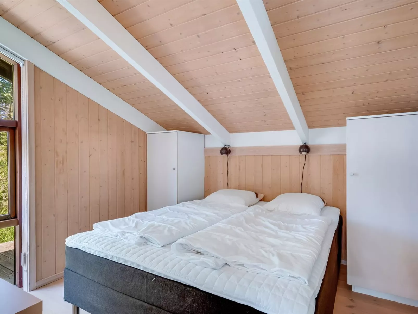 "Paulette" - 450m from the sea-Binnen