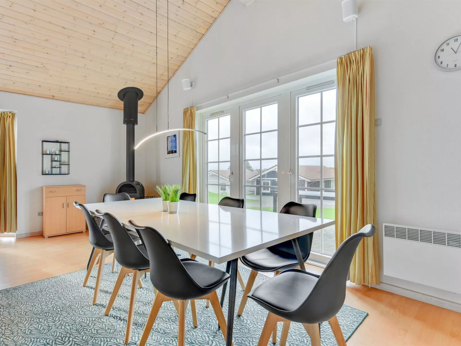 "Karina" - 150m to the fjord-Binnen