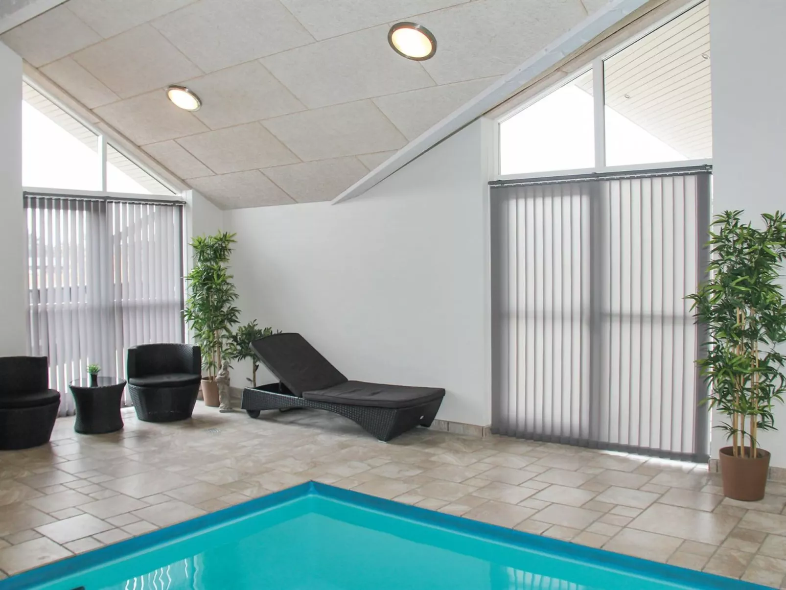 "Steen" - 800m from the sea-Buiten