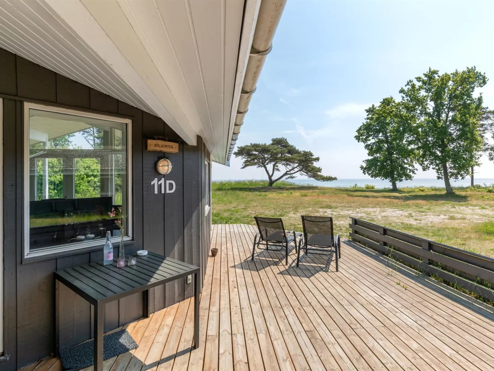 "Botolphus" - 20m from the sea-Buiten