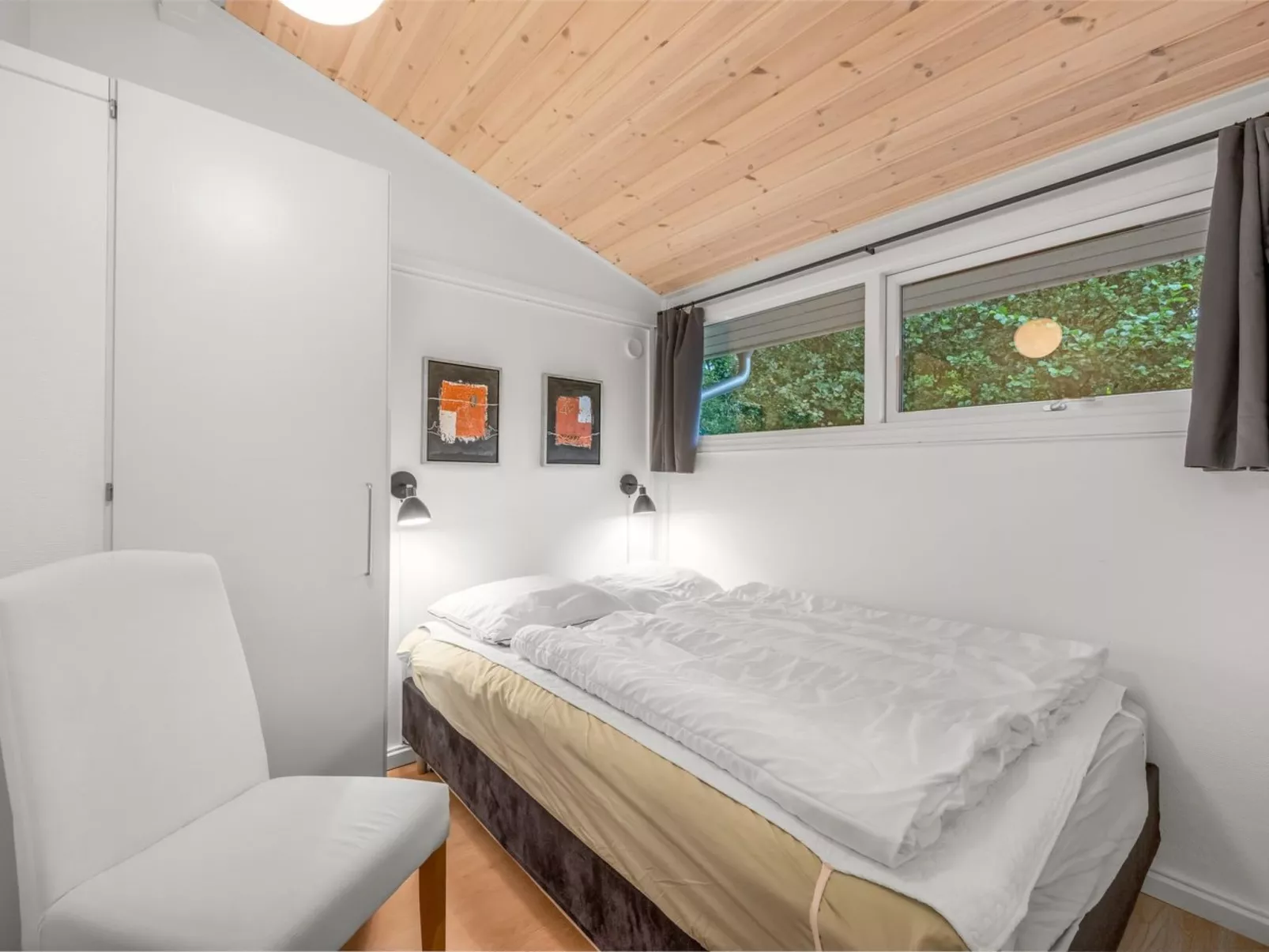 "Emmanuela" - 700m to the fjord-Binnen