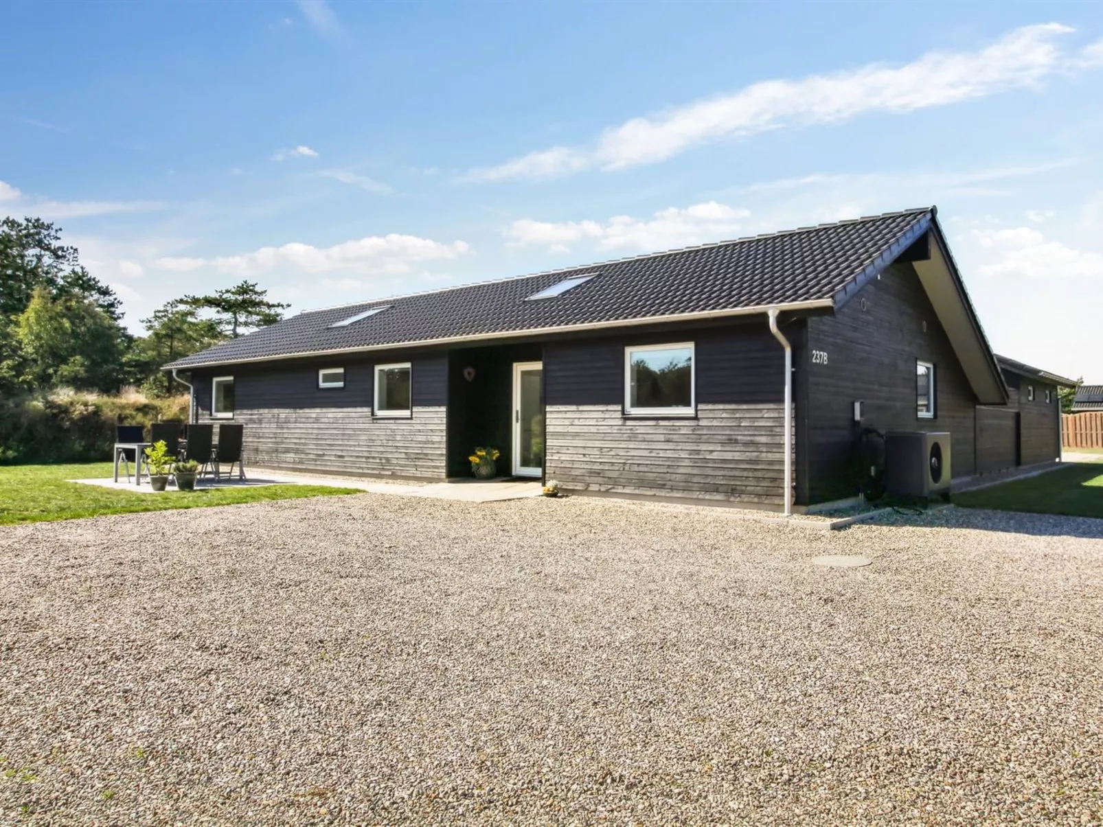 "Anuk" - 2.3km from the sea-Buiten