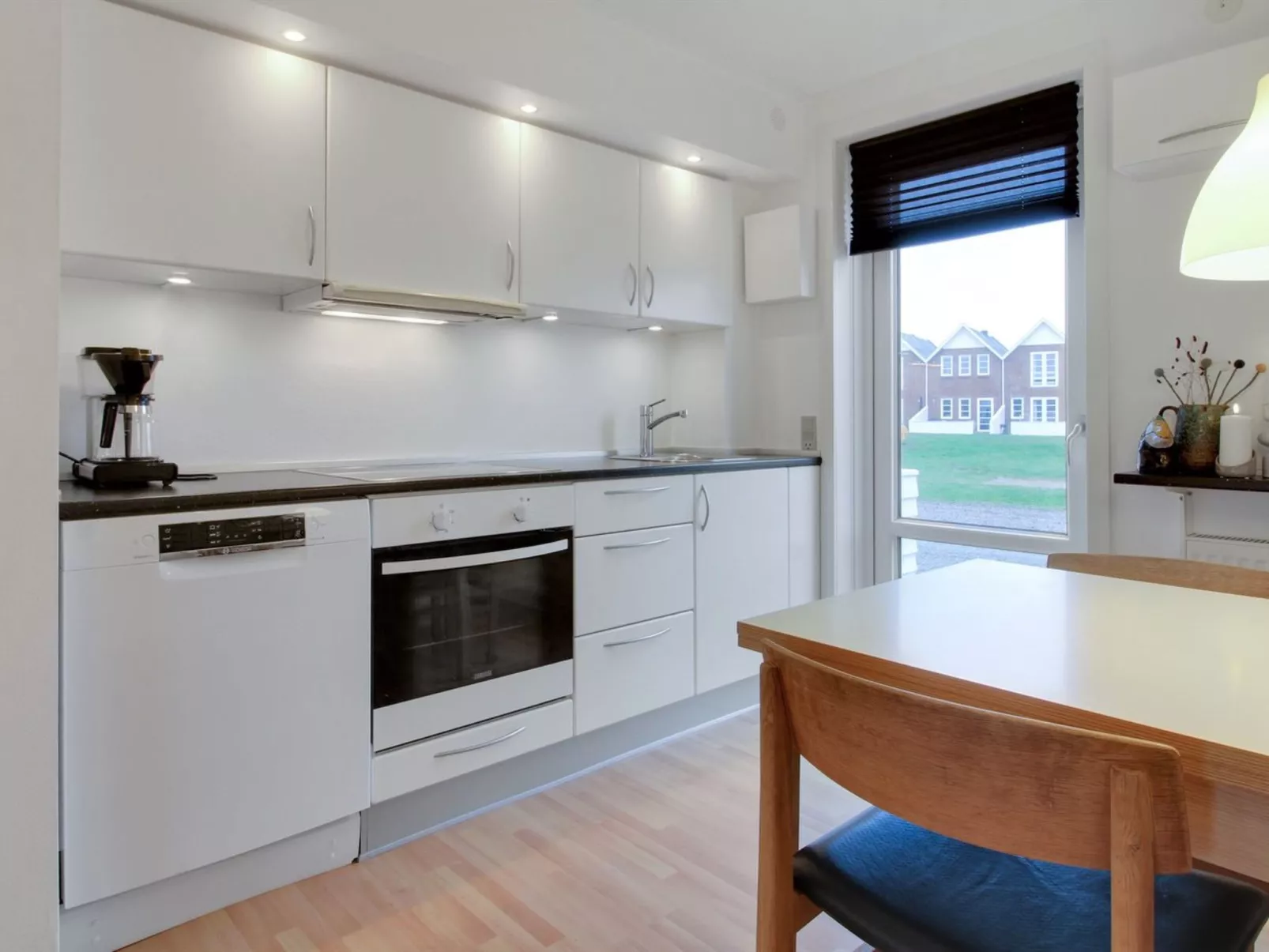 "Aslef" - 2.3km from the sea-Binnen