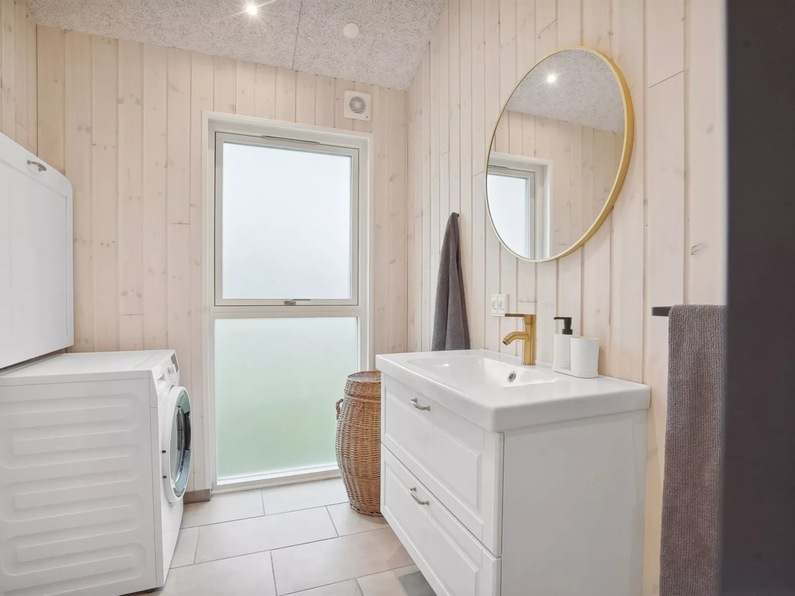 "Hasten" - 600m from the sea-Binnen