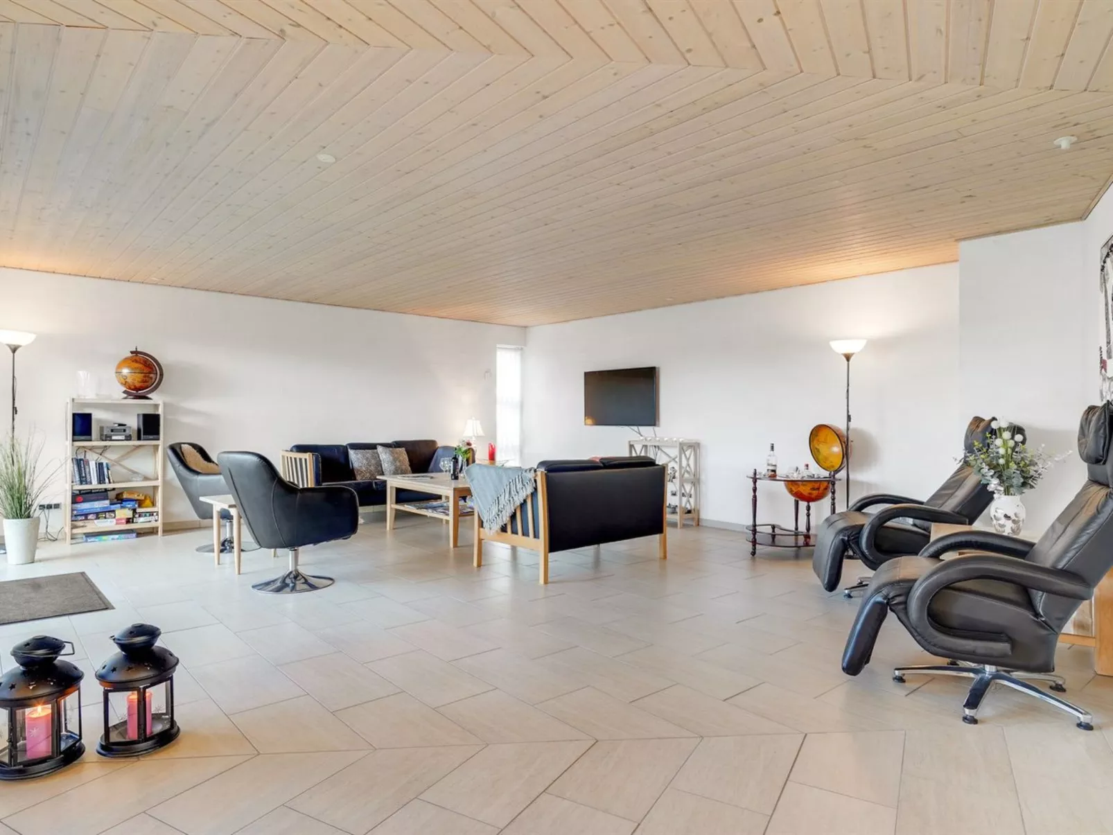 "Fengur" - 330m from the sea-Binnen