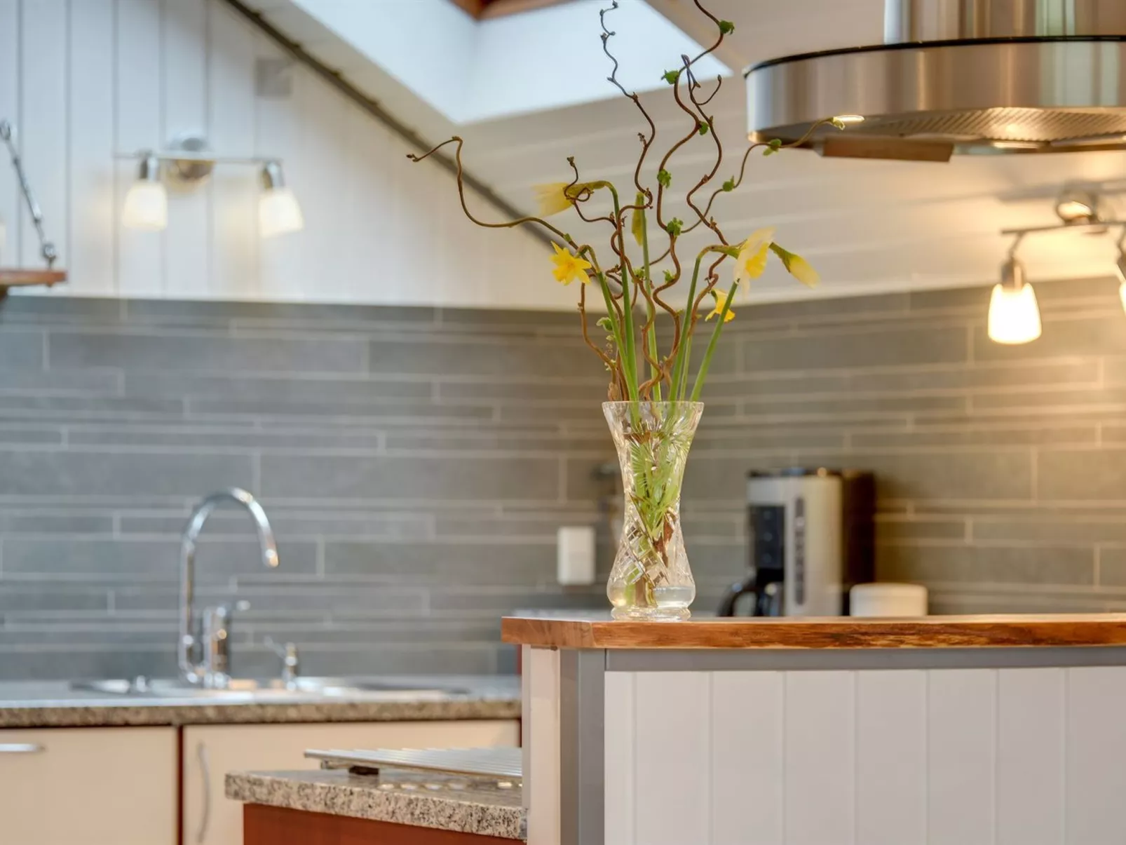 "Tican" - 400m from the sea-Binnen