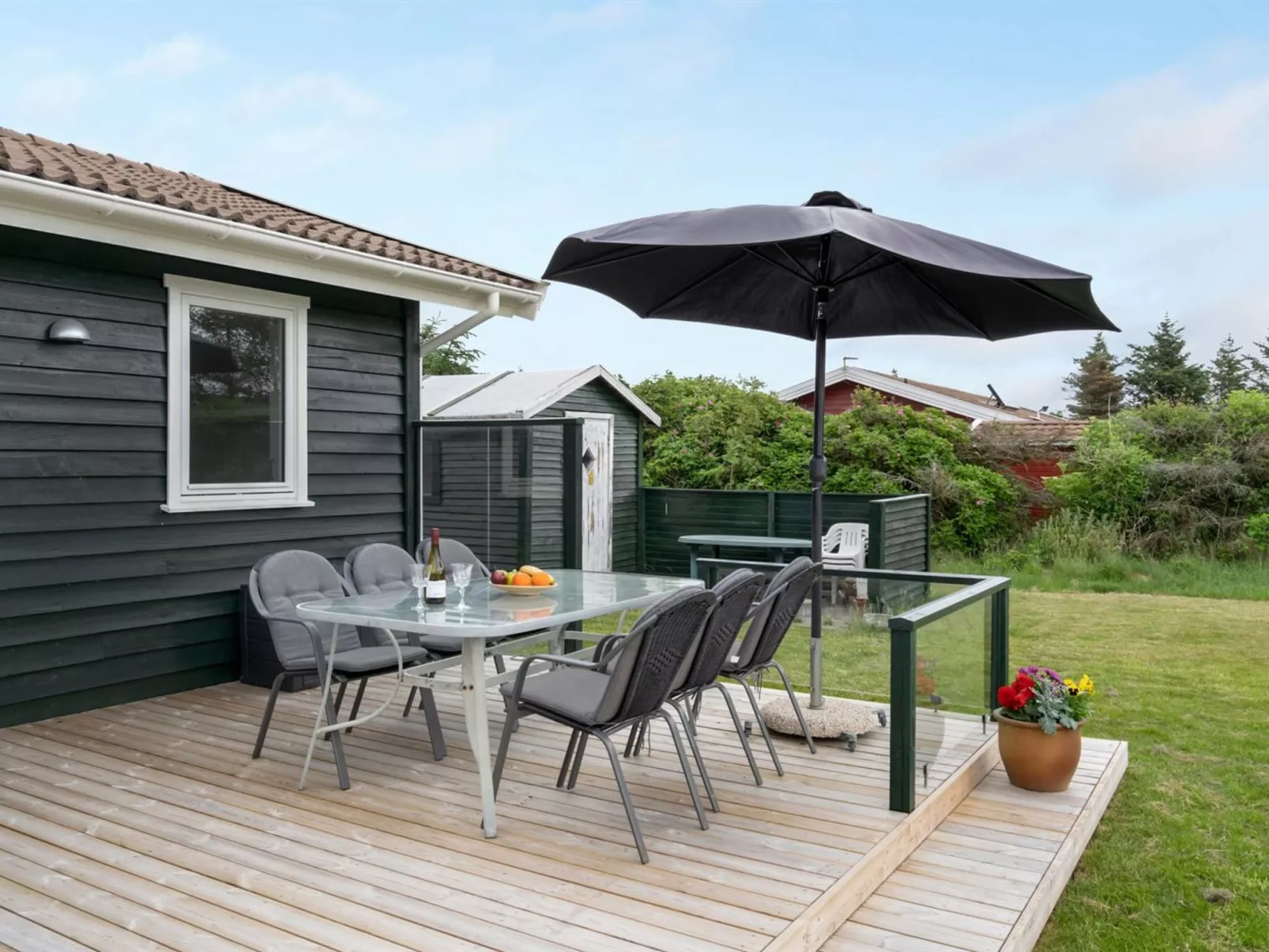 "Matis" - 650m from the sea-Buiten