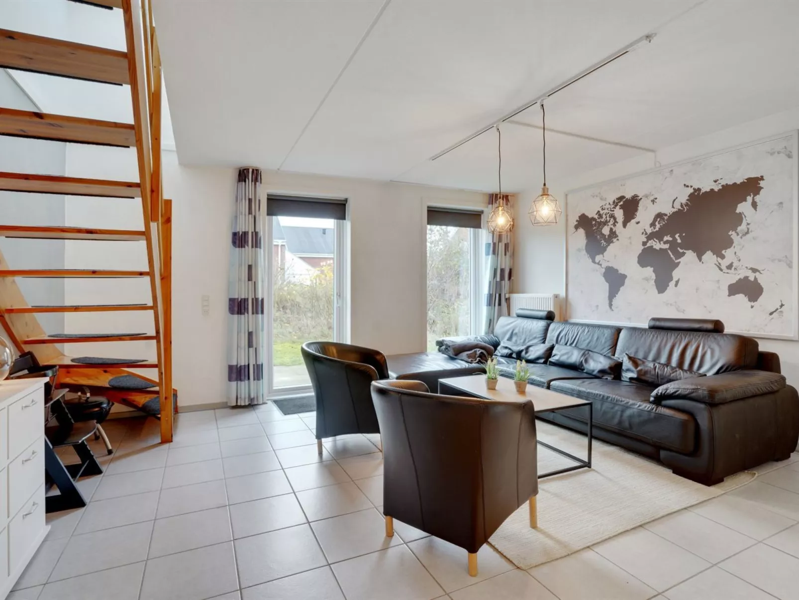 "Paula" - 2.3km from the sea - Binnen
