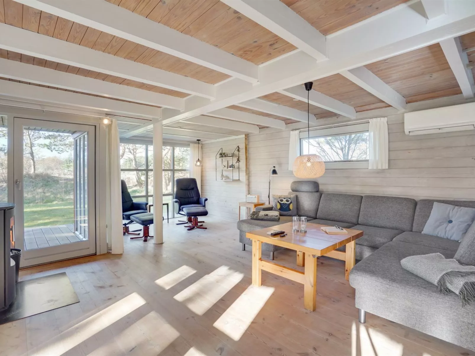 "Tine" - 2.3km from the sea-Binnen