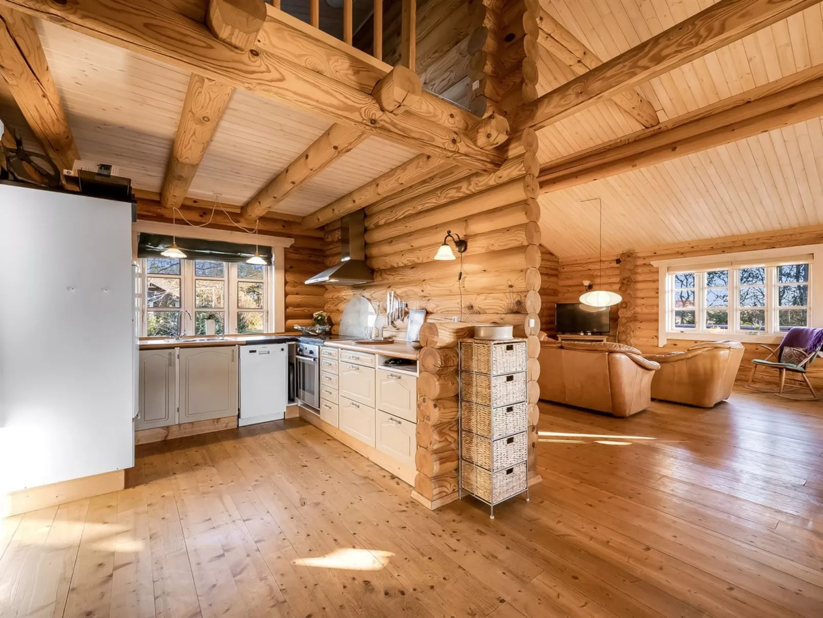 "Rajka" - 300m to the fjord-Binnen