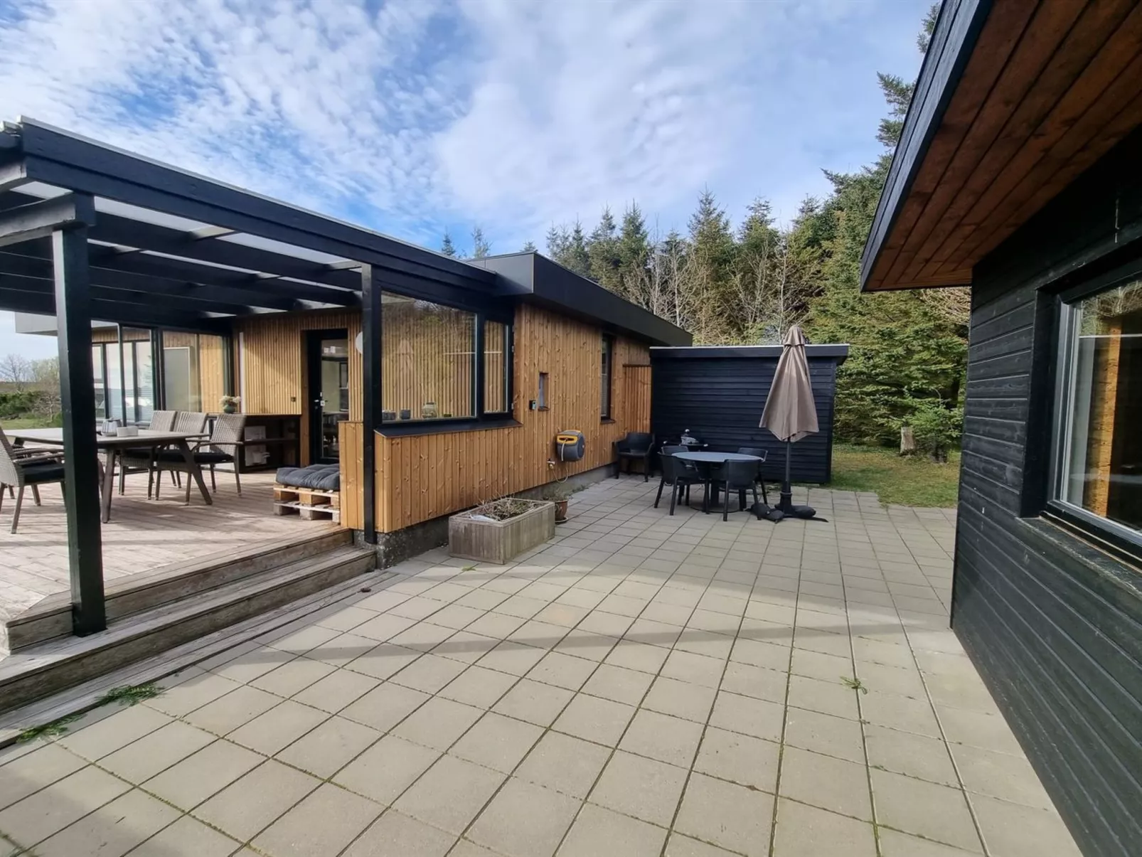 "Lefke" - 400m to the fjord-Buiten