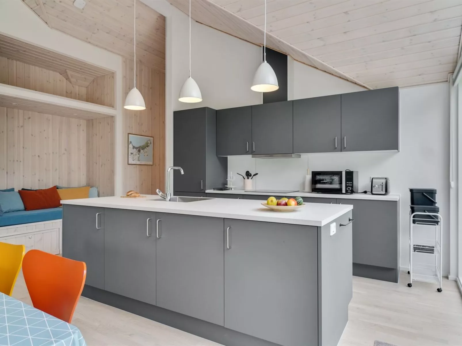 "Ella" - 1.2km to the fjord-Binnen