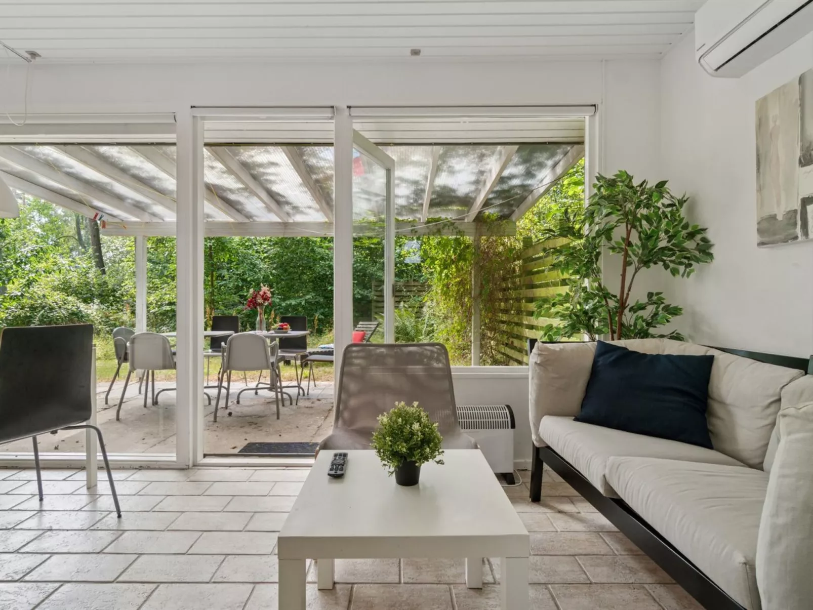 "Unker" - 800m from the sea-Binnen