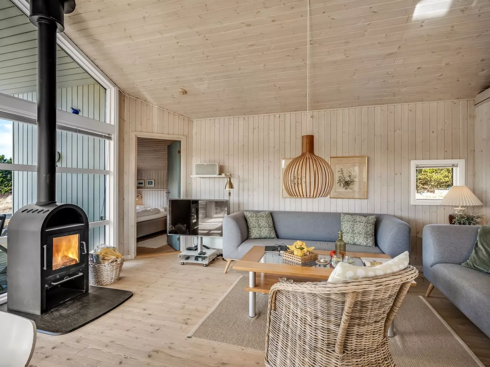 "Ferdine" - 1.5km from the sea-Binnen