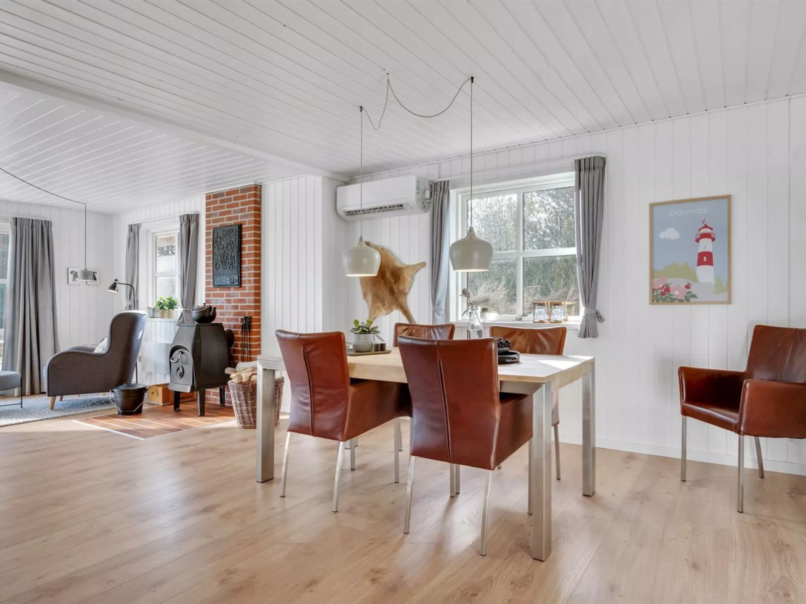 "Harpa" - 2.5km from the sea-Binnen