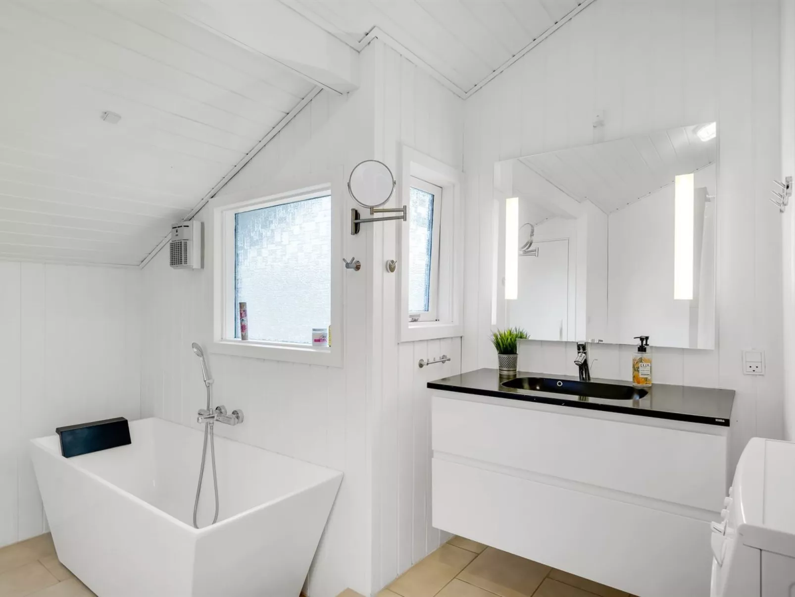 "Bothilda" - 660m from the sea-Binnen