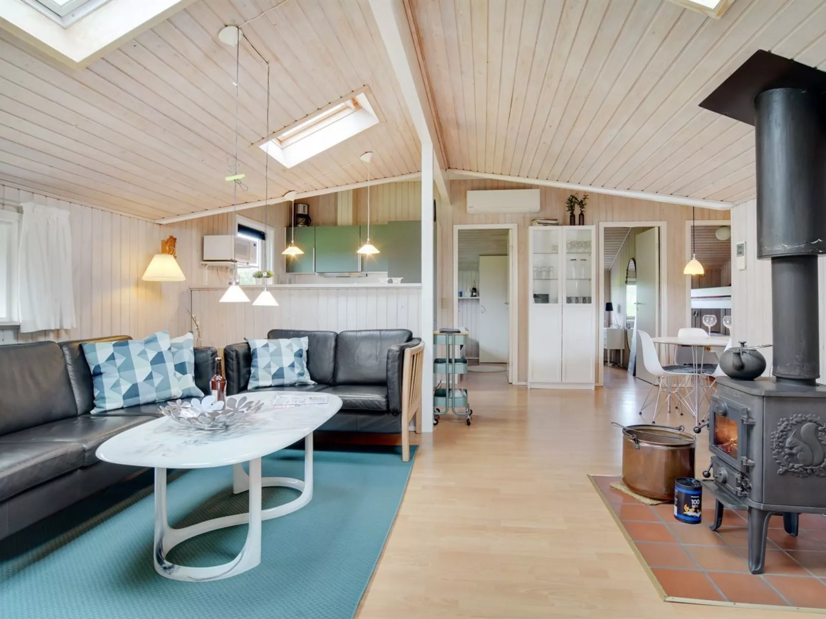 "Fliri" - 700m from the sea-Binnen