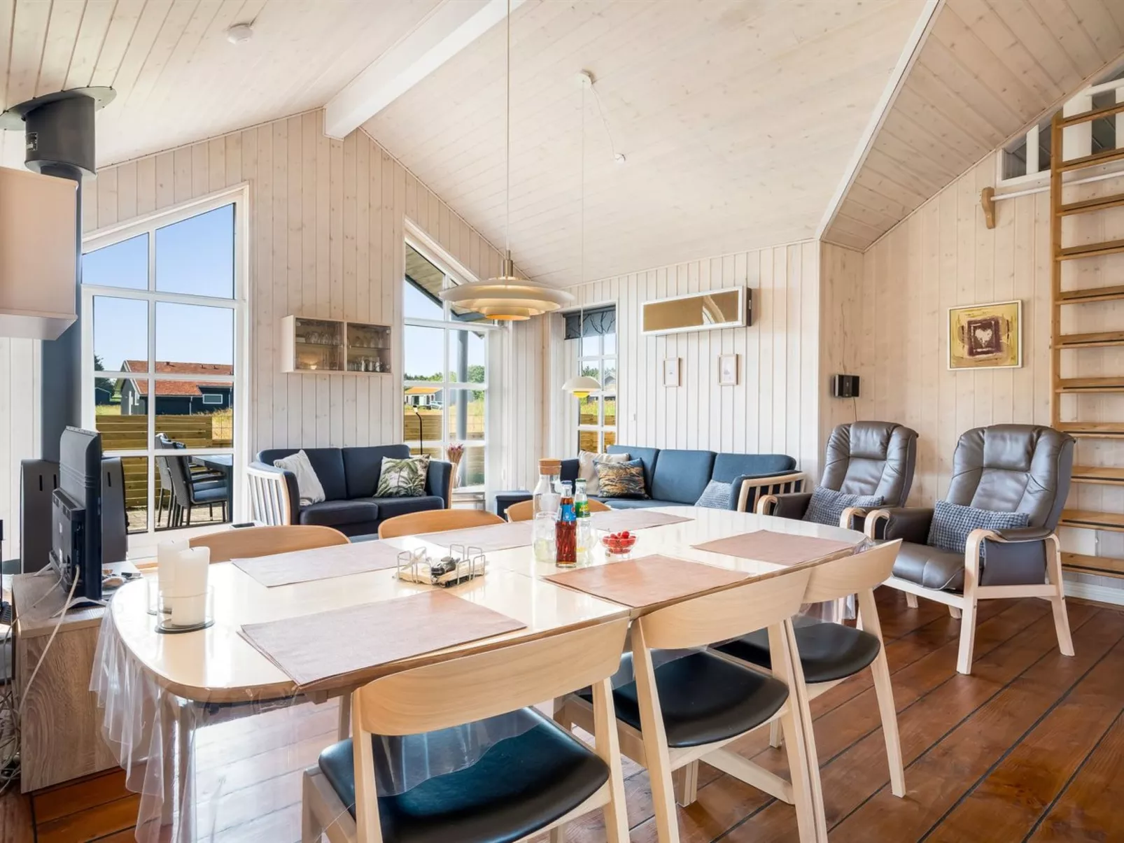 "Annemie" - 1.8km from the sea-Binnen