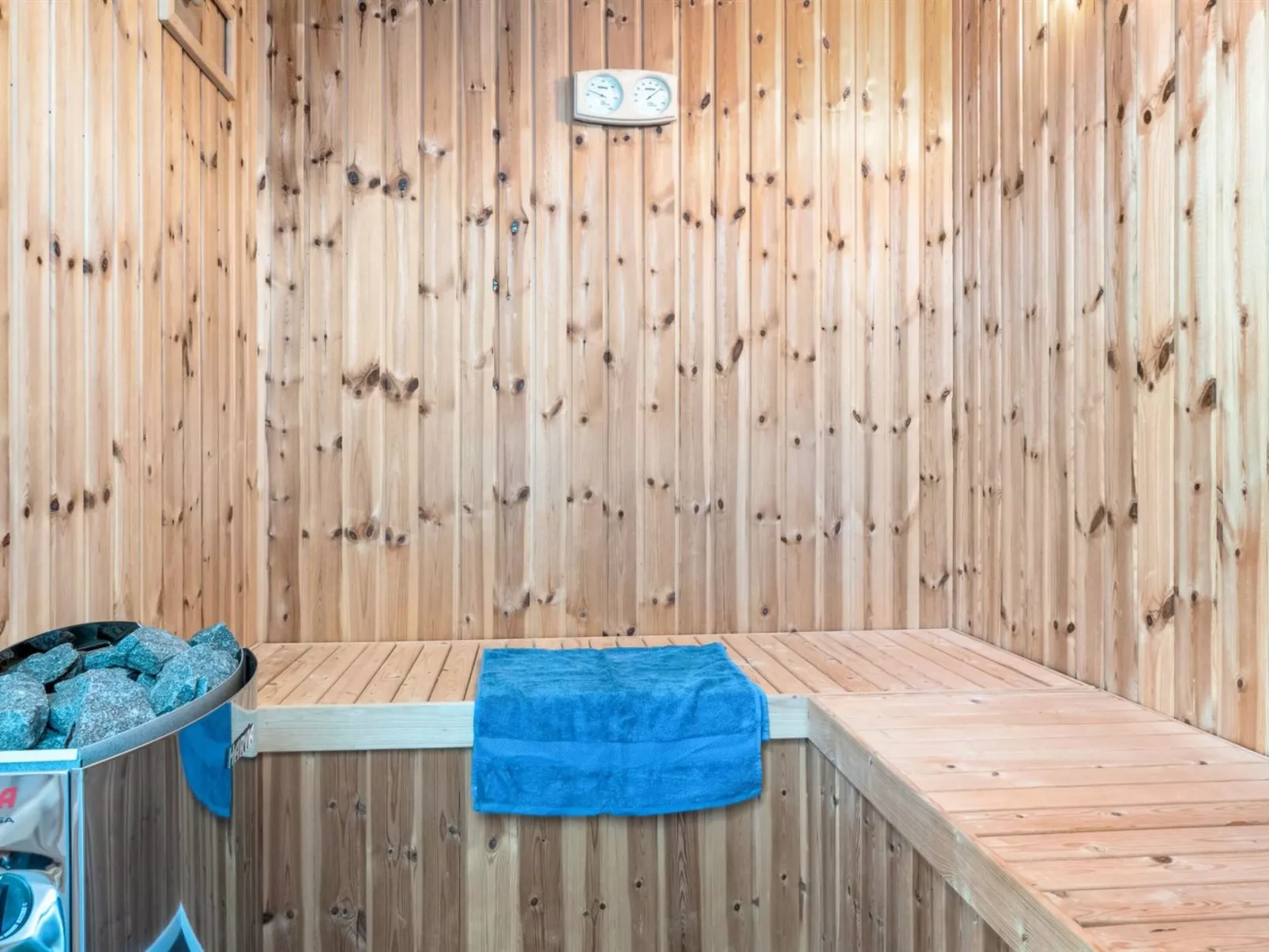 "Simona" - 300m from the sea-Binnen