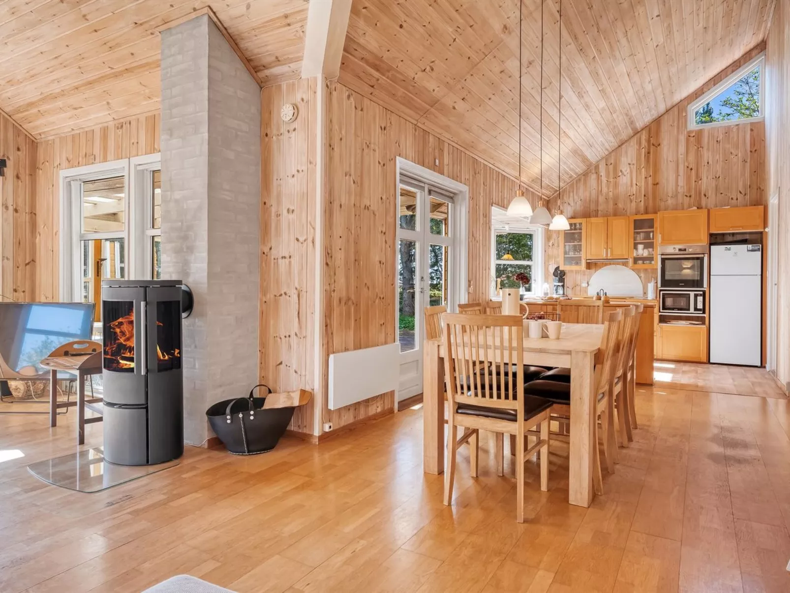 "Annestine" - 200m from the sea-Binnen