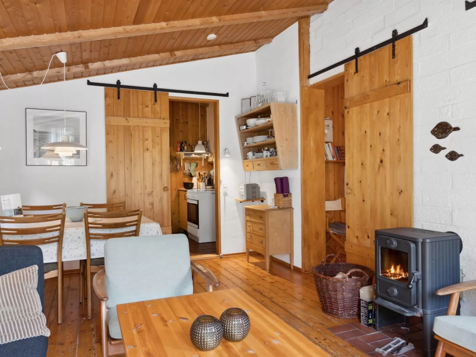 "Matta" - 800m from the sea-Binnen