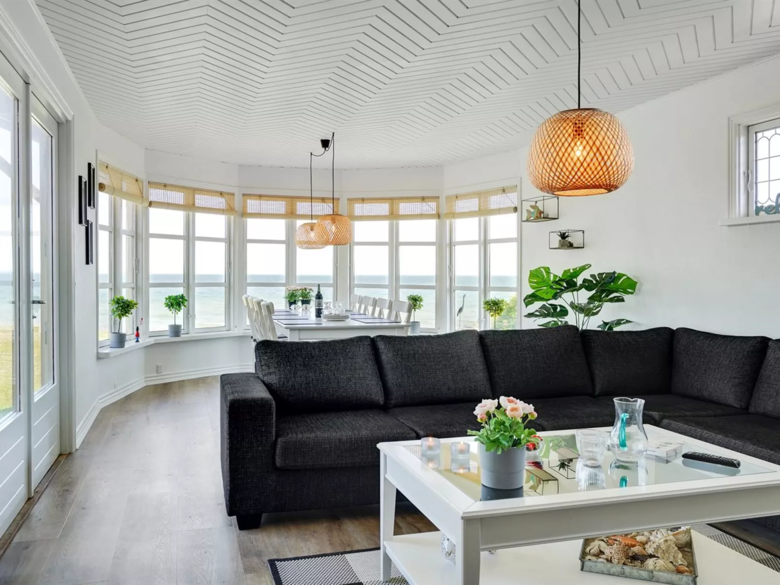 "Hwitserk" - 5m from the sea-Binnen