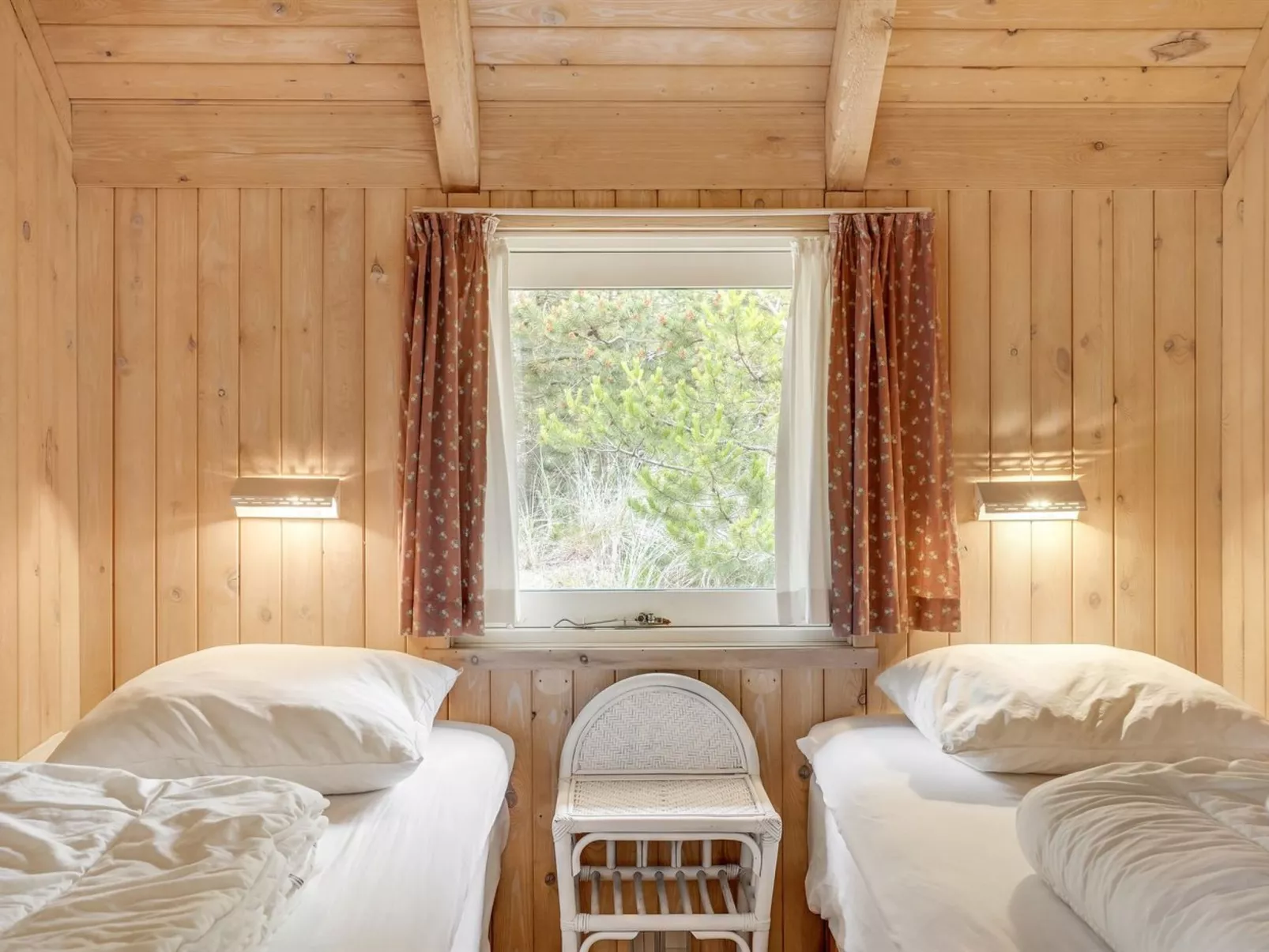 "Gunnie" - 1.1km from the sea-Binnen