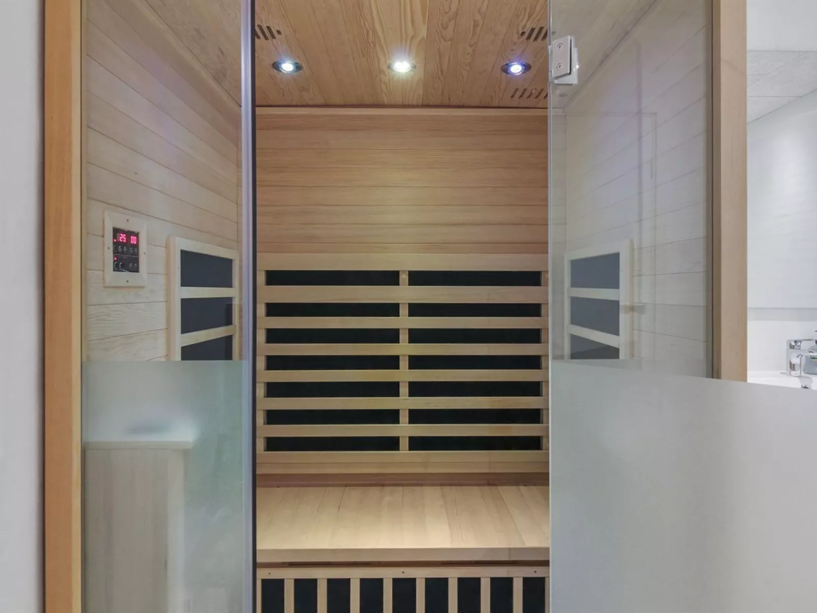 "Laulu" - 2km from the sea-Binnen