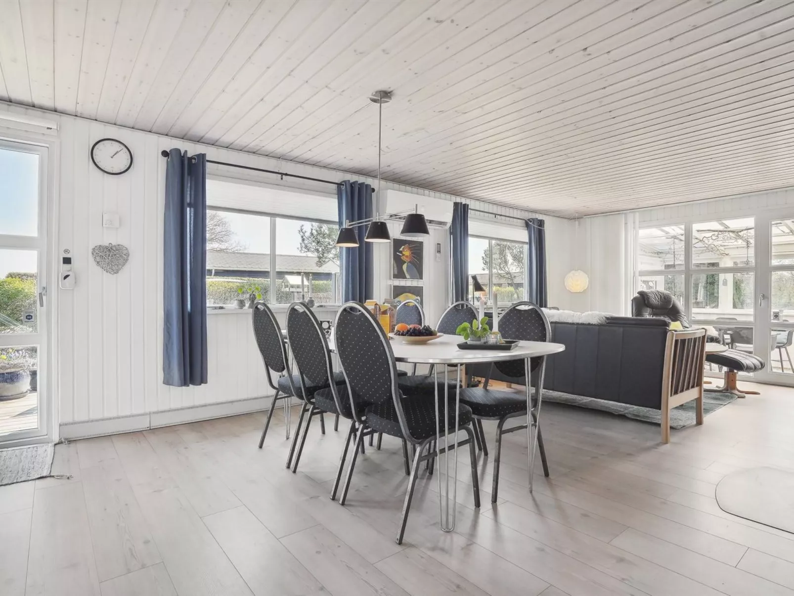 "Anisa" - 400m from the sea-Binnen